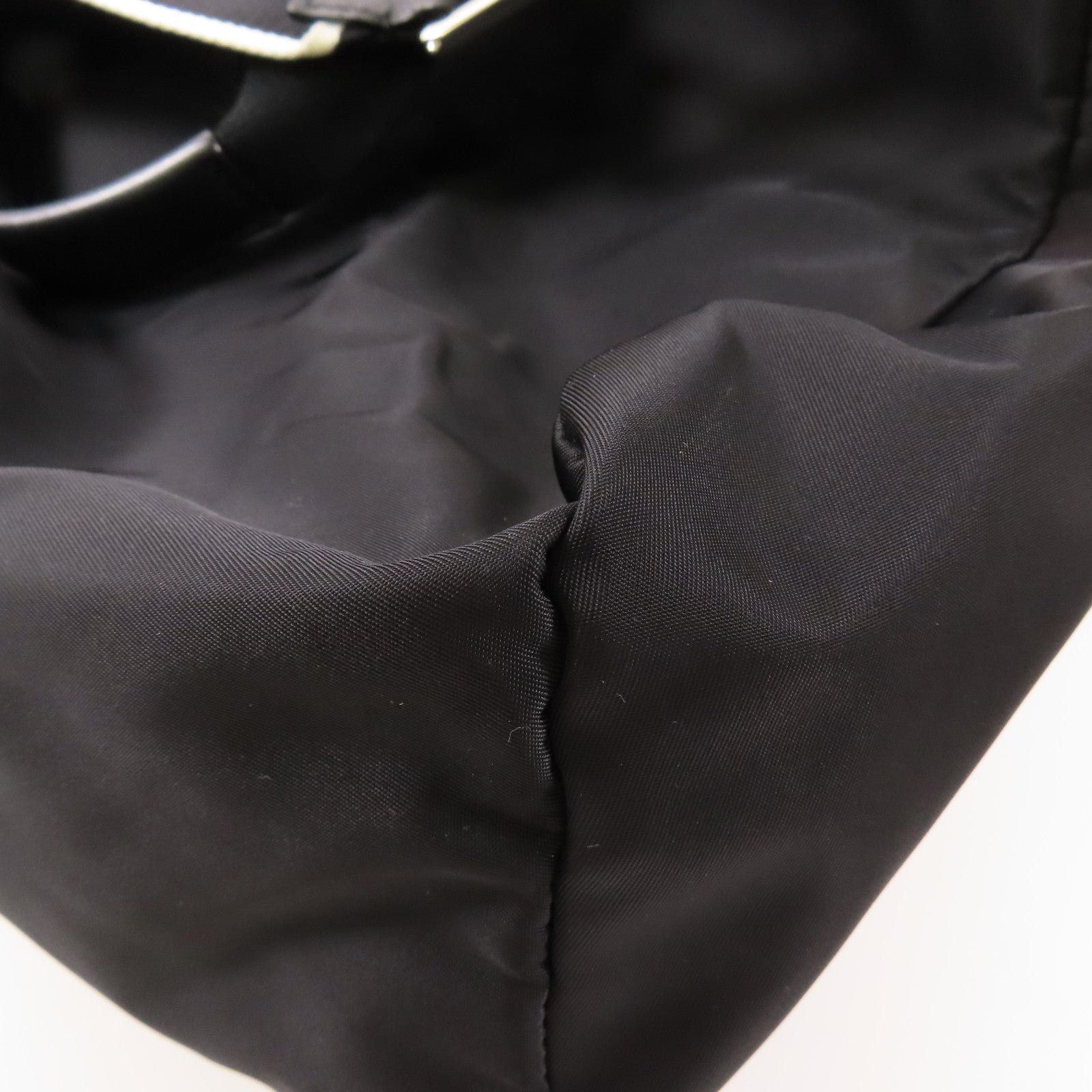 GIVENCHY 尼龍Shoulder Bag銀扣手挽肩背兩用袋