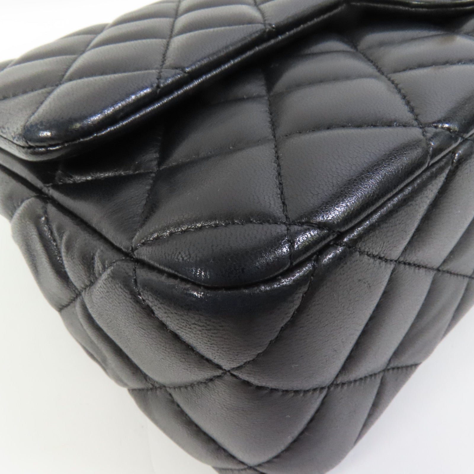 CHANEL 羊皮皮革Chain Shoulder金扣鏈帶肩背袋