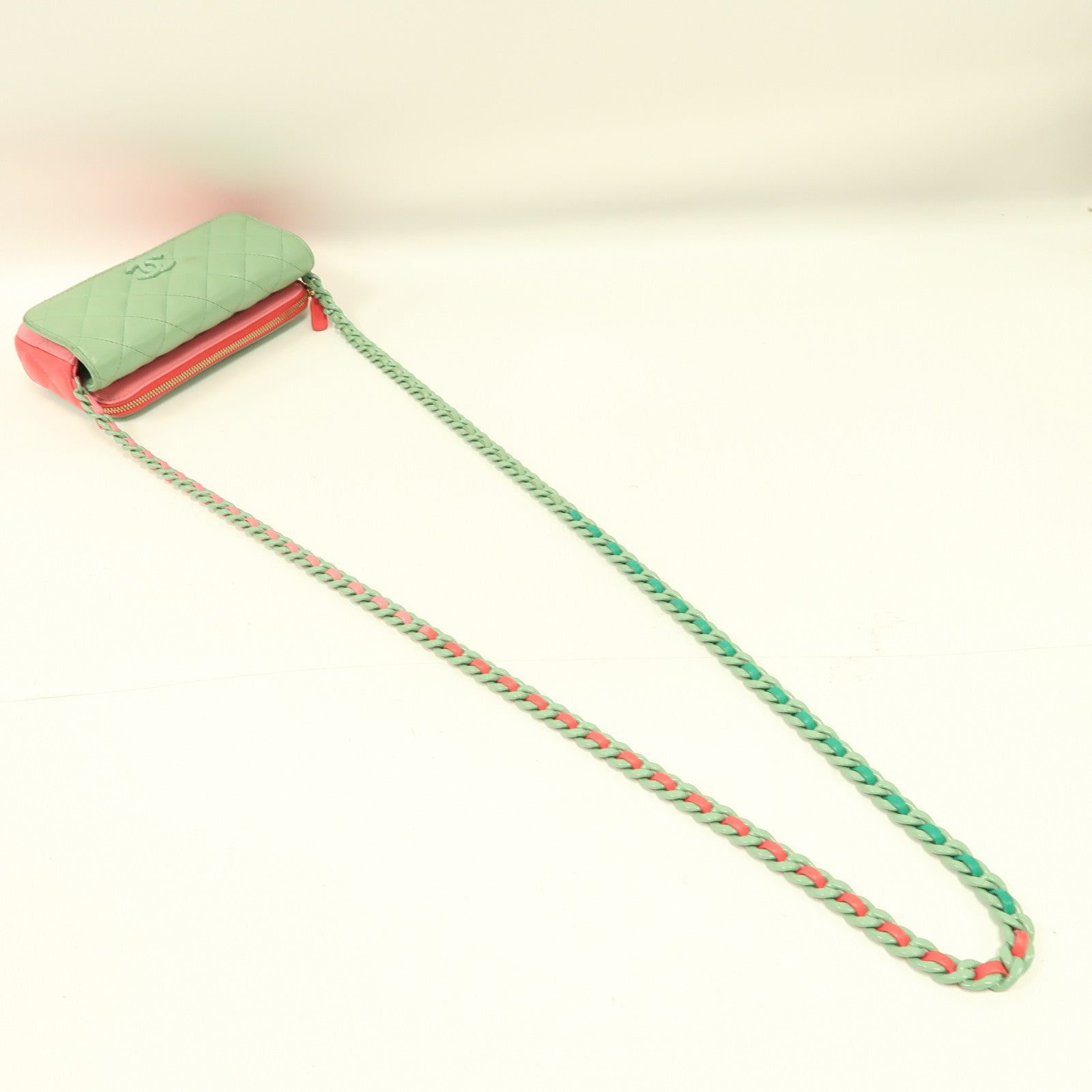 CHANEL 菱格羊皮皮革Chain Shoulder金扣鏈帶肩背袋粉紅色/綠色