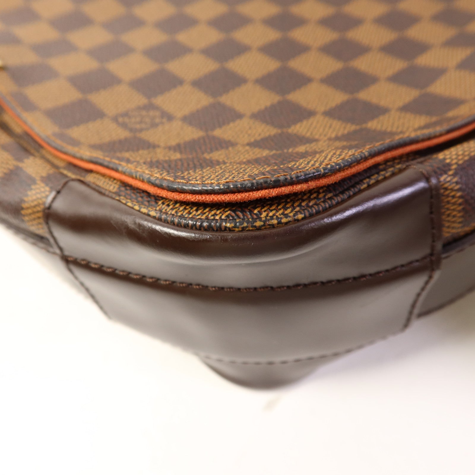 LOUIS VUITTON Damier Bastille金扣肩背袋