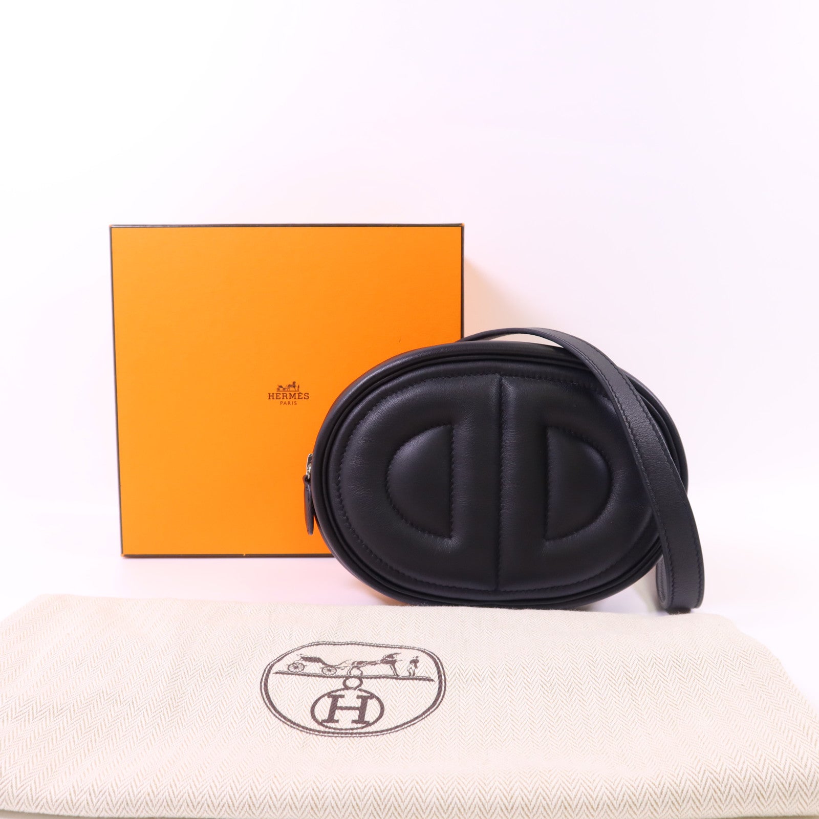 HERMES Swift皮革In The Loop Belt Bag銀扣腰包Noir