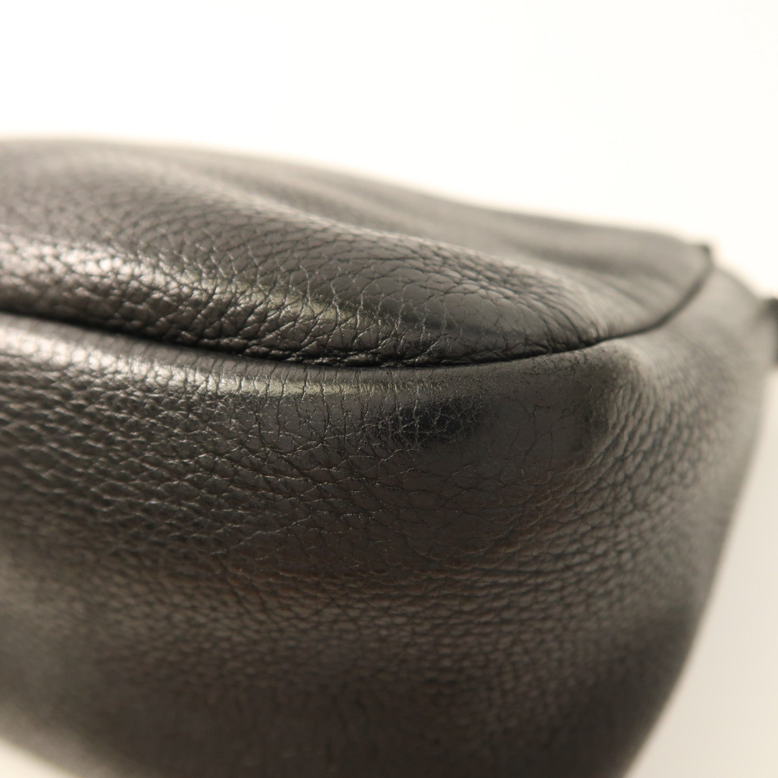 PRADA 牛皮皮革Shoulder Bag銀扣肩背袋
