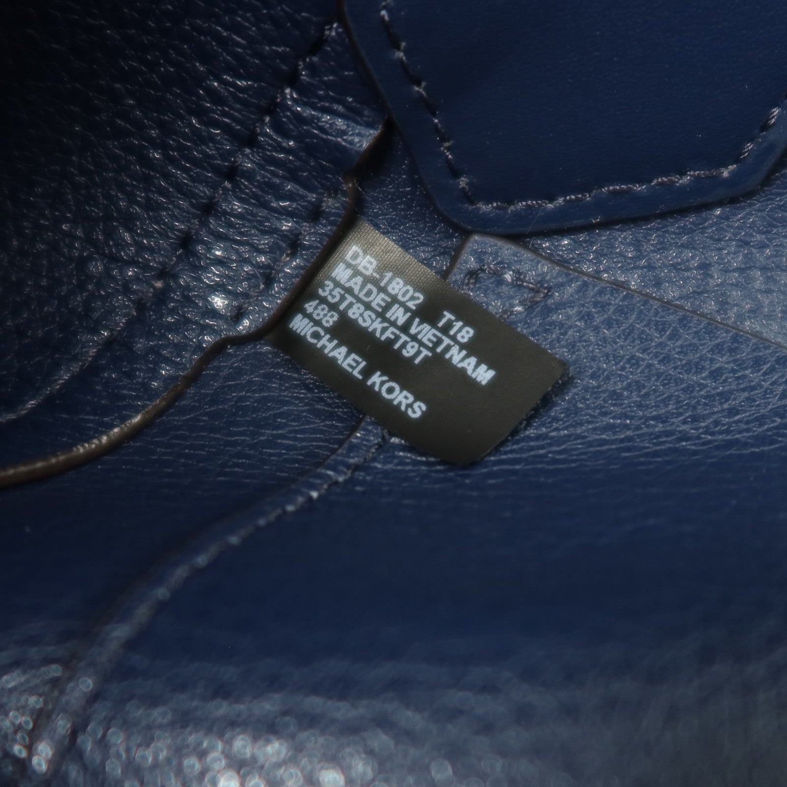 Michael Kors 牛皮皮革Tote Bag銀扣肩背袋