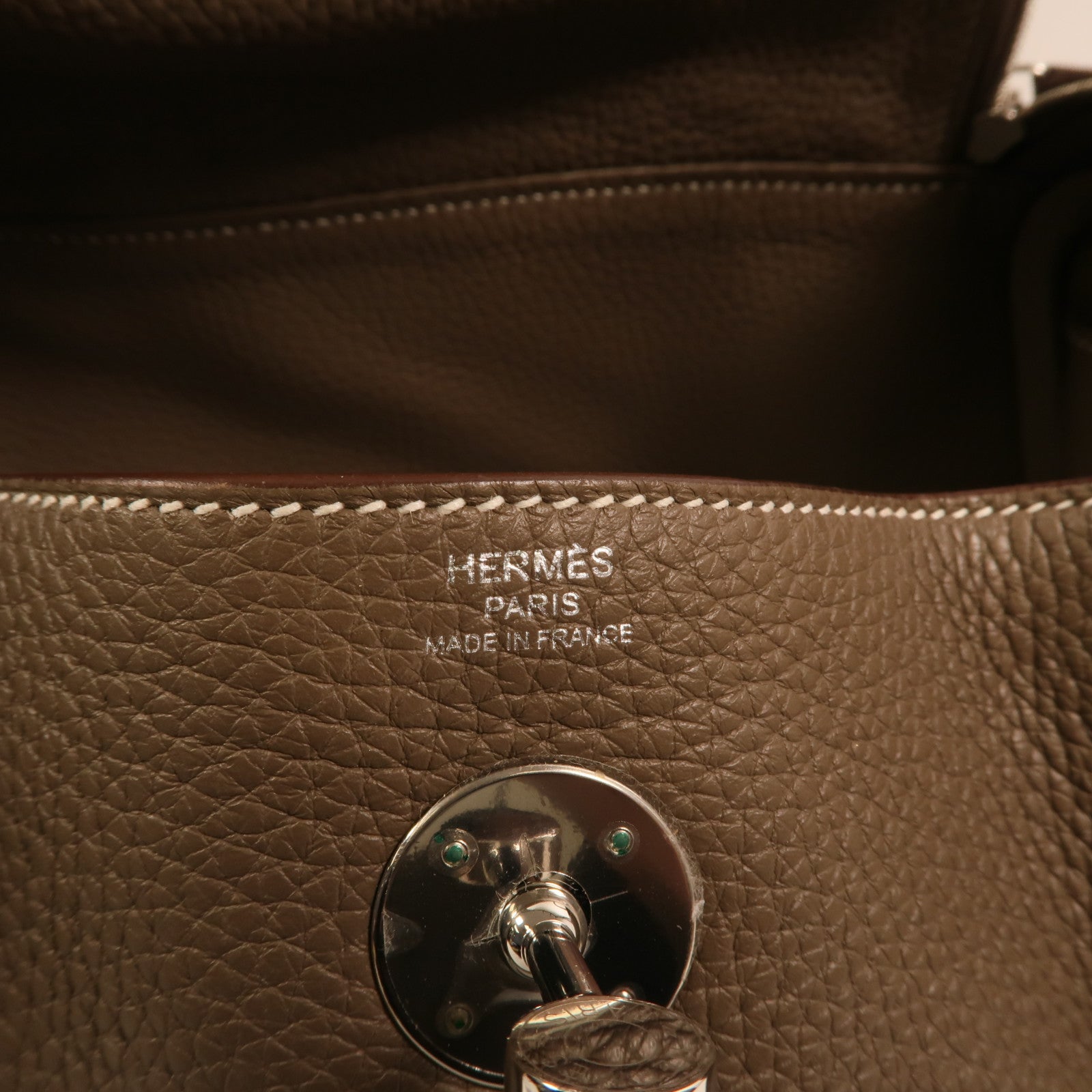 HERMES Clemence皮革Lindy 26銀扣手挽肩背兩用袋Etoupe