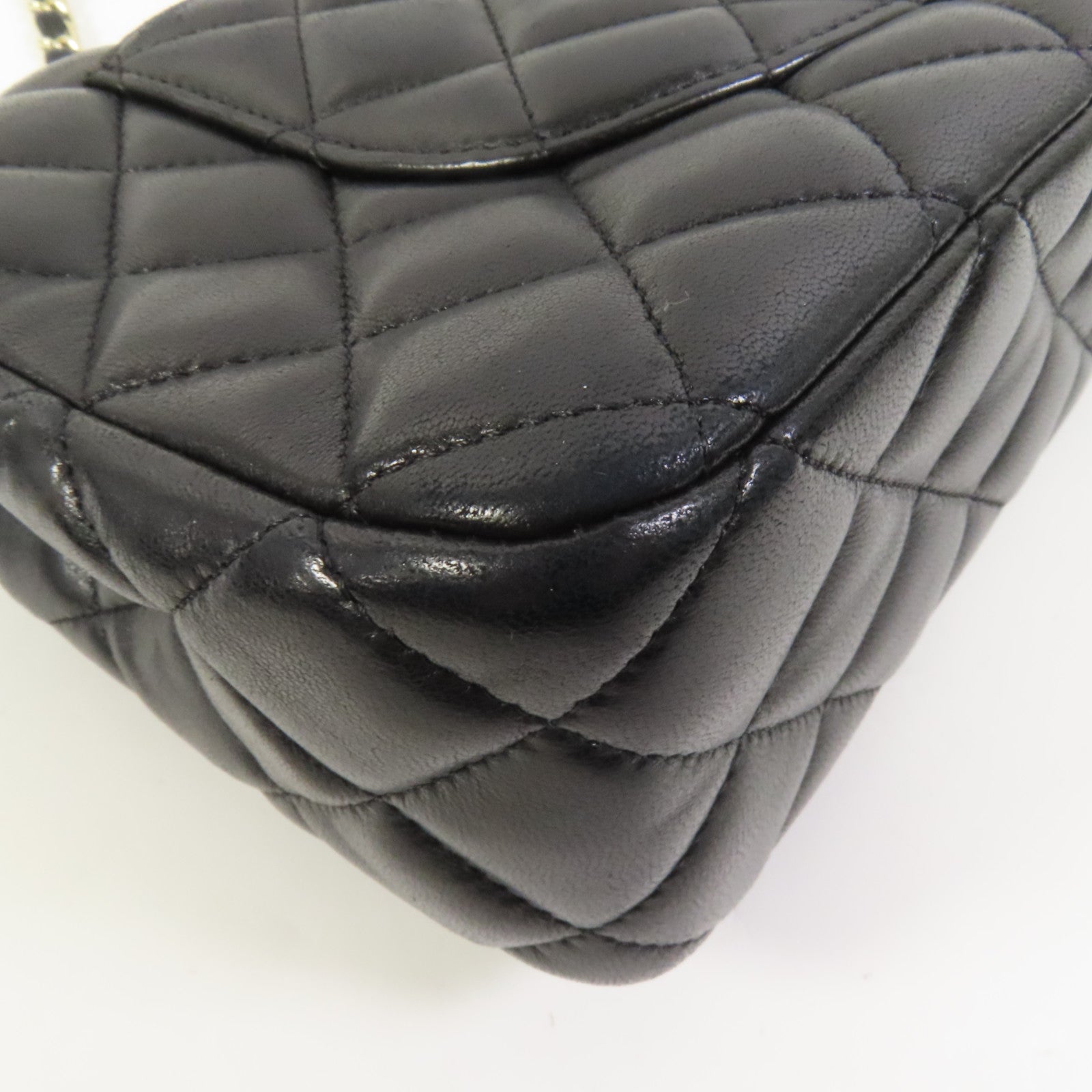 CHANEL 羊皮皮革Chain Shoulder金扣鏈帶肩背袋