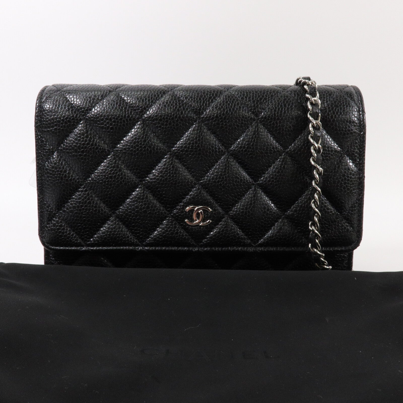 CHANEL 牛皮皮革WOC Wallet On Chain鏈帶肩背袋