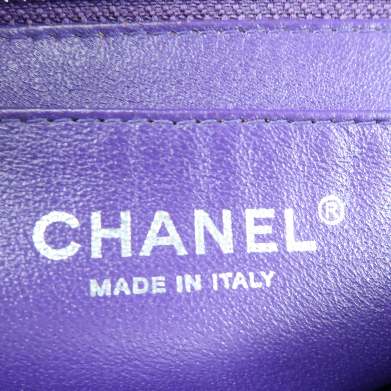 CHANEL 漆皮皮革Mini Classic 20銀扣鏈帶肩背袋