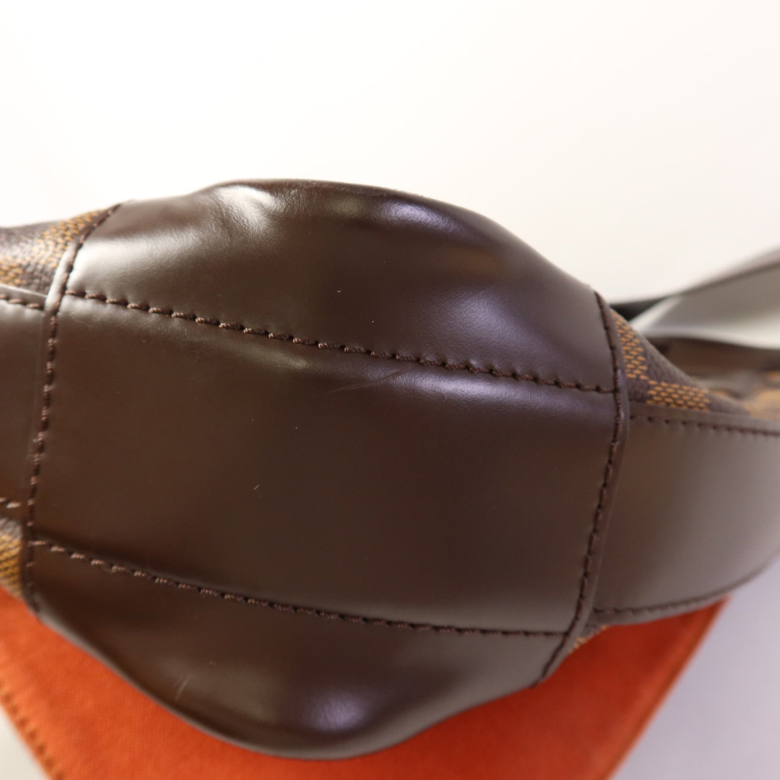 LOUIS VUITTON Damier Bastille金扣肩背袋