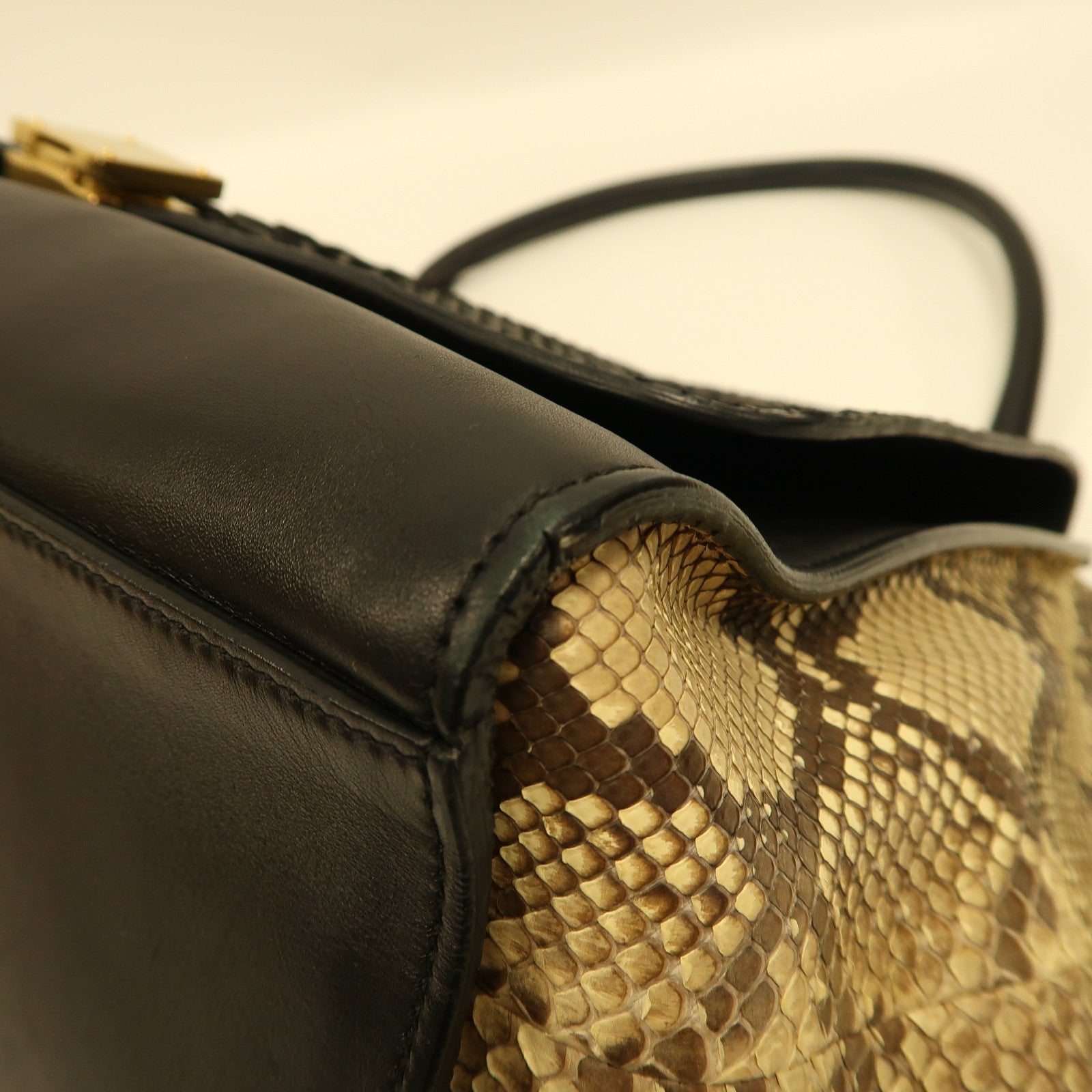 CELINE 牛皮/蛇皮皮革Trapeze Large金扣手挽袋黑色/啡色