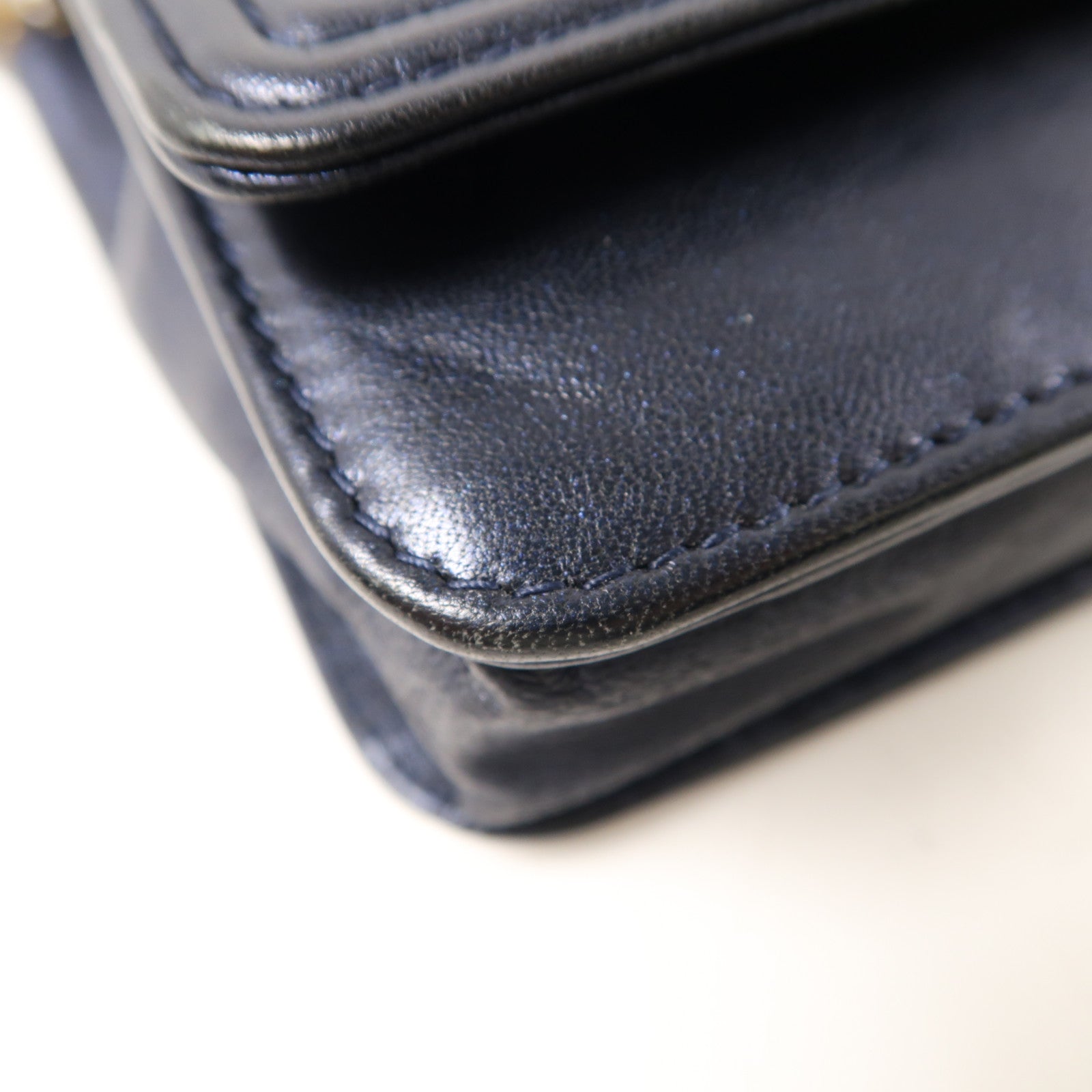 CHANEL 羊皮皮革WOC Wallet On Chain金扣鏈帶肩背袋深藍色/綠色