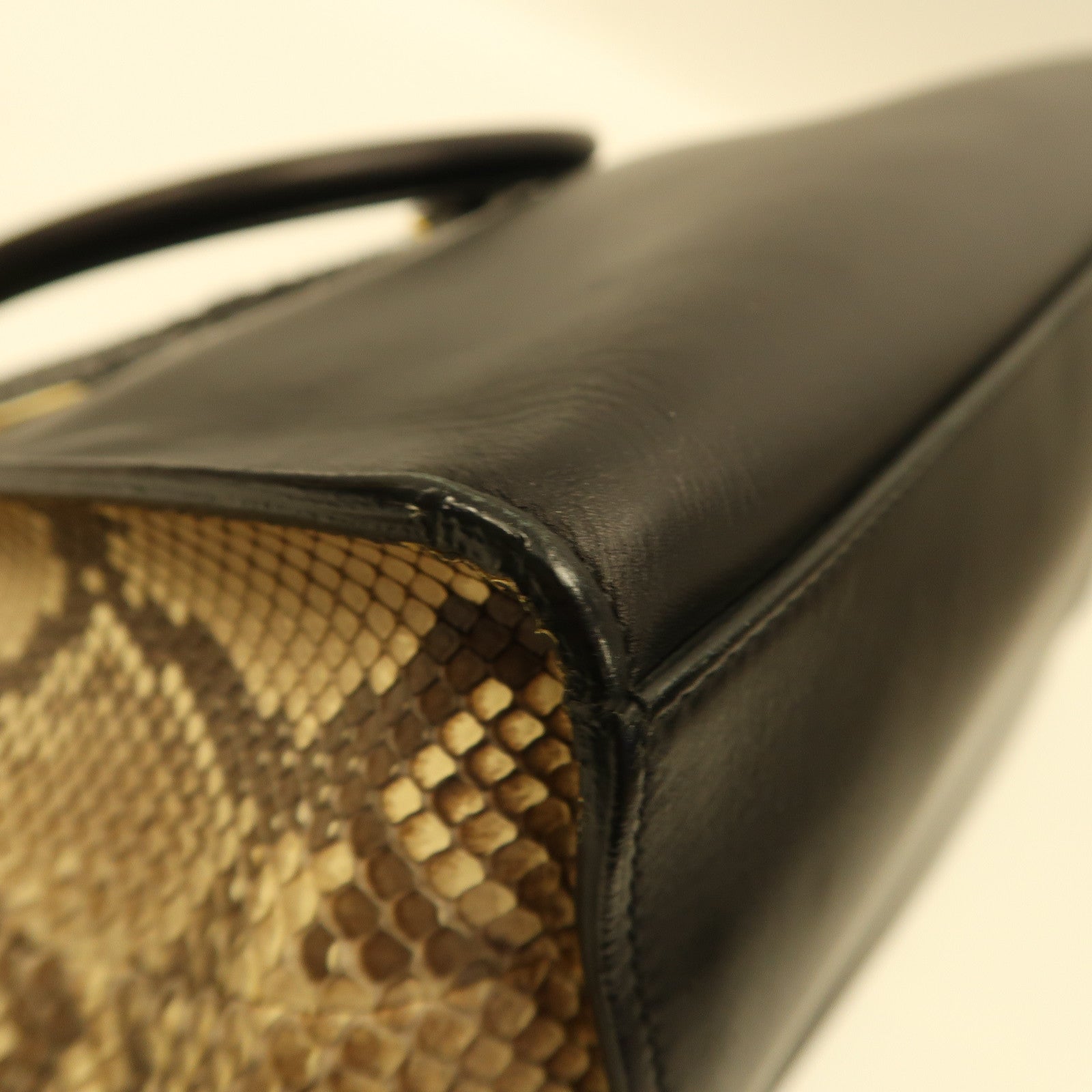 CELINE 牛皮/蛇皮皮革Trapeze Large金扣手挽袋黑色/啡色
