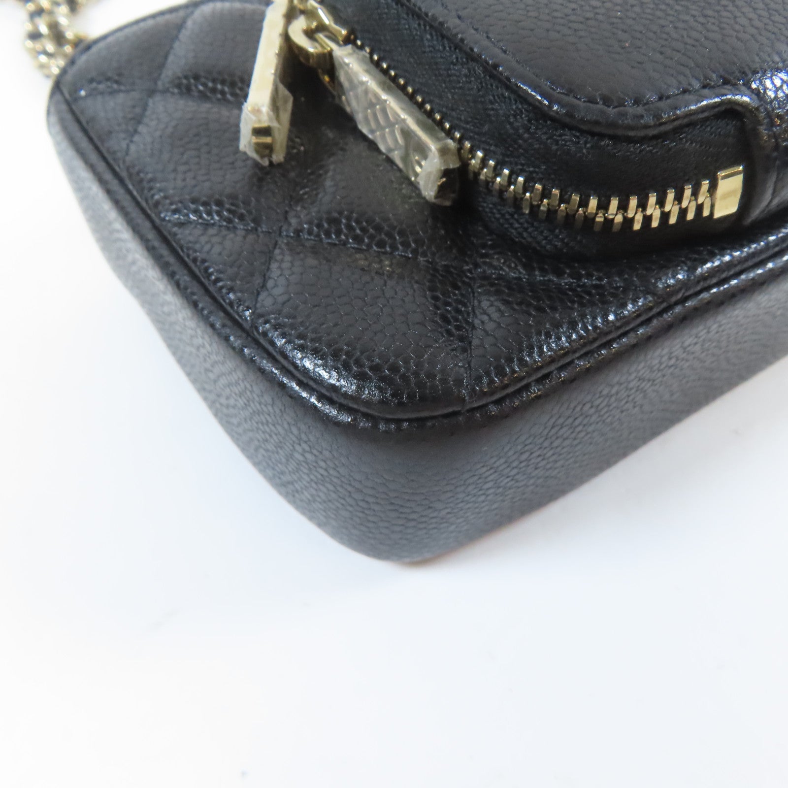 CHANEL 菱格Caviar皮革Business Affinity Phone Holder金扣鏈帶肩背袋黑色