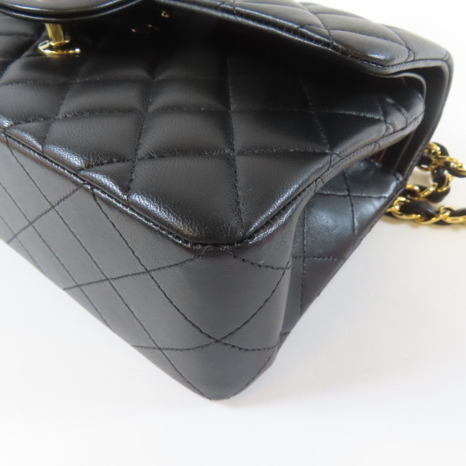 CHANEL 【激減優惠】菱格羊皮皮革Classic Flap 23cm金扣鏈帶肩背袋黑色
