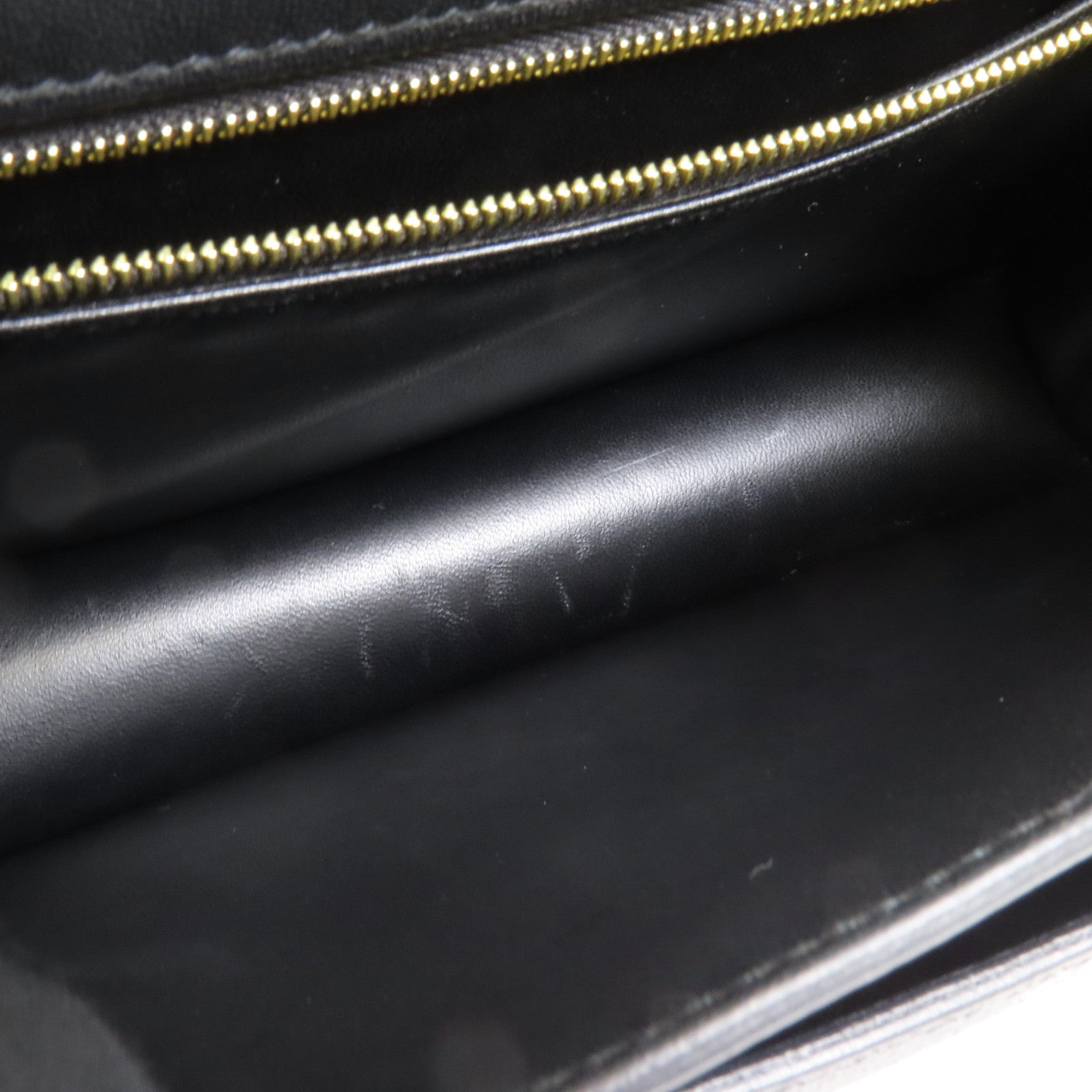 HERMES Epsom皮革Constance 24金扣肩背袋Noir