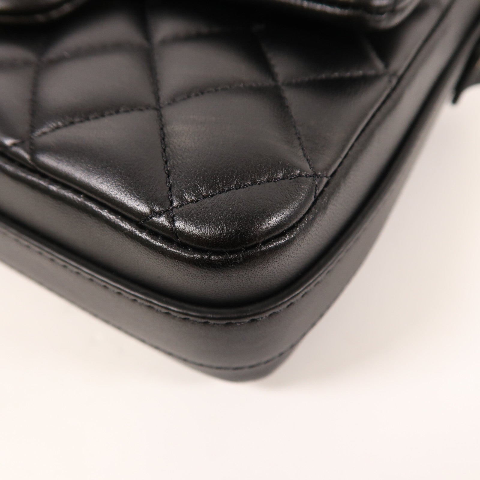 CHANEL CC GHW Shoulder Bag Lambskin Leather Black