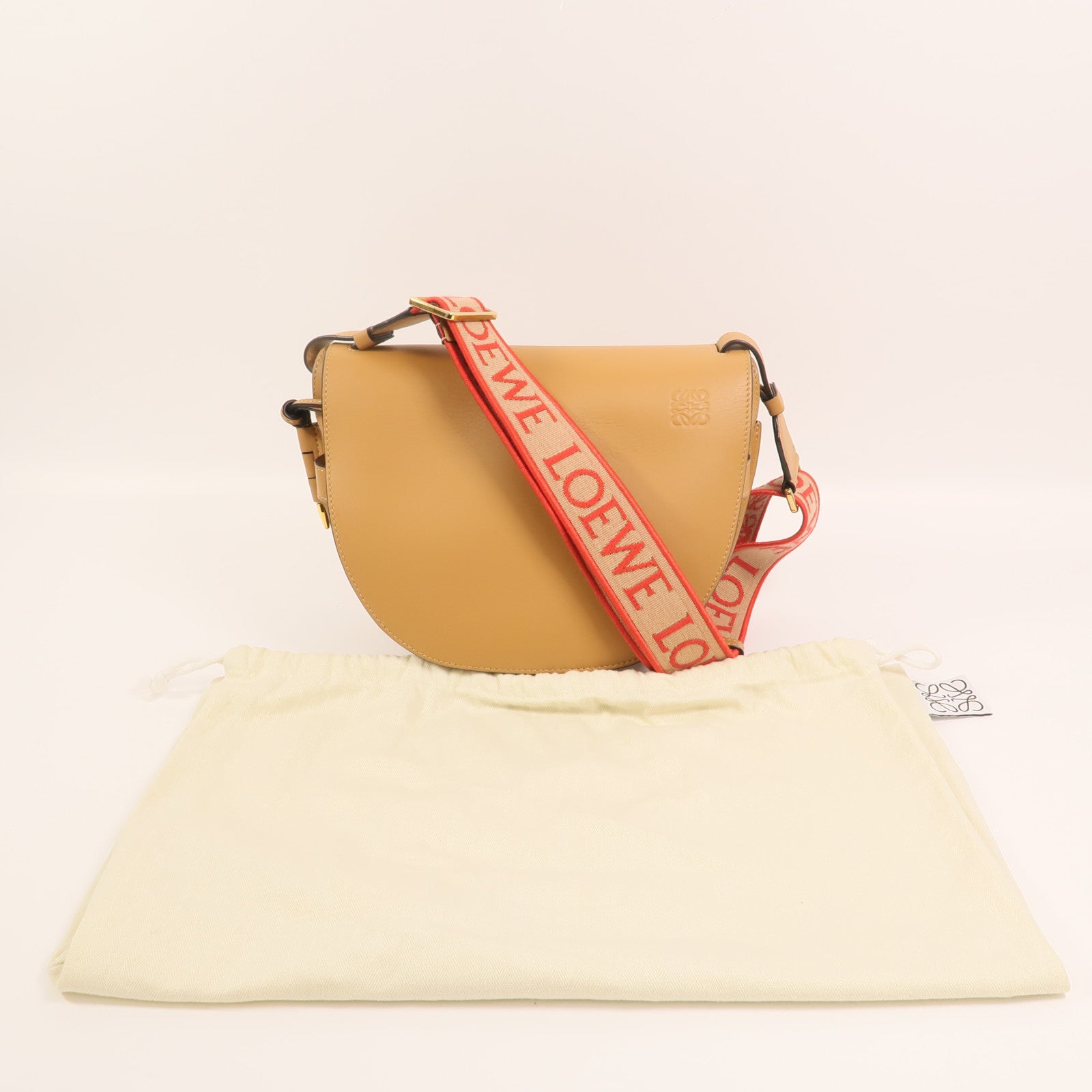 LOEWE 牛皮皮革Gate Small金扣肩背袋