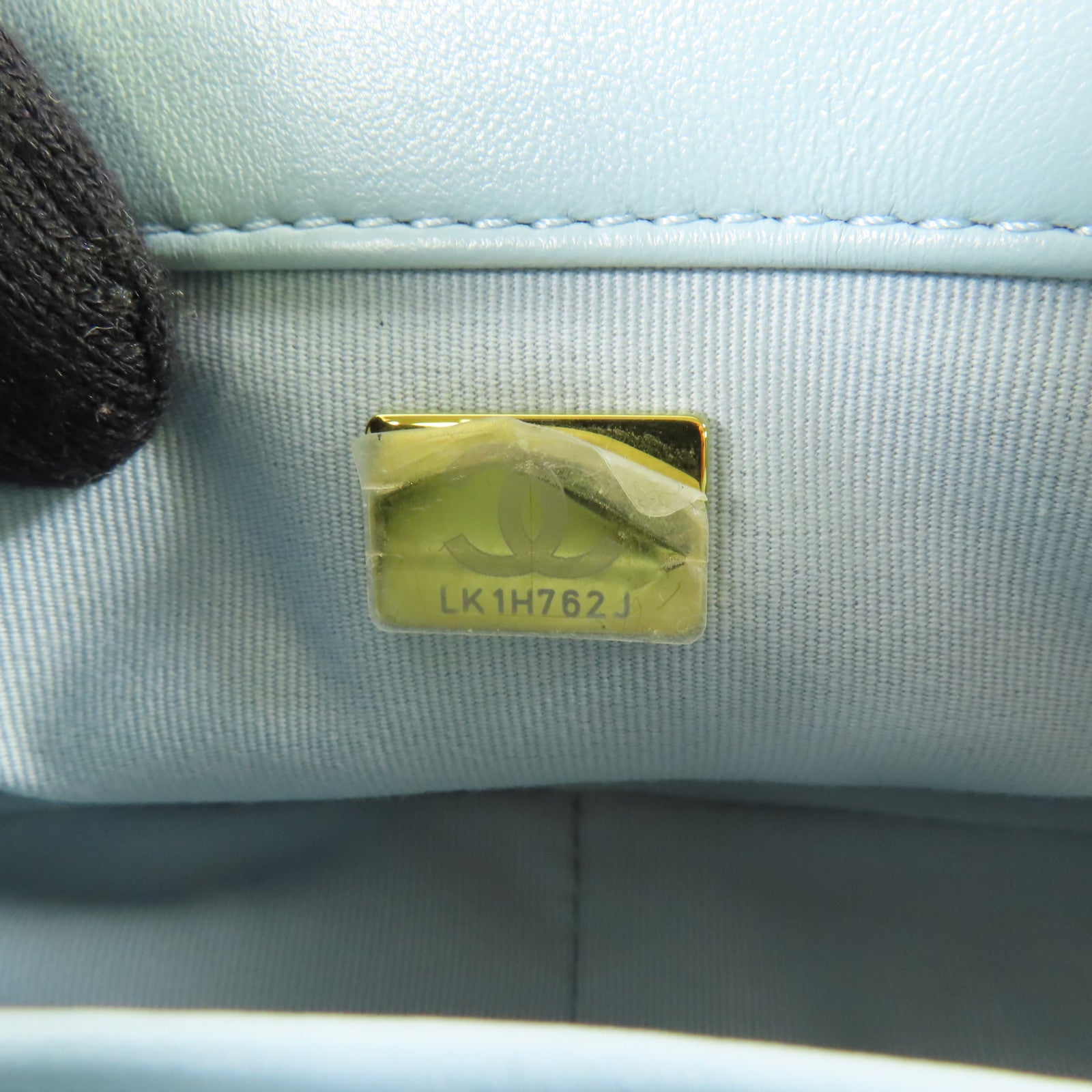 CHANEL 羊皮皮革Mini Flap Bag金扣鏈帶肩背袋