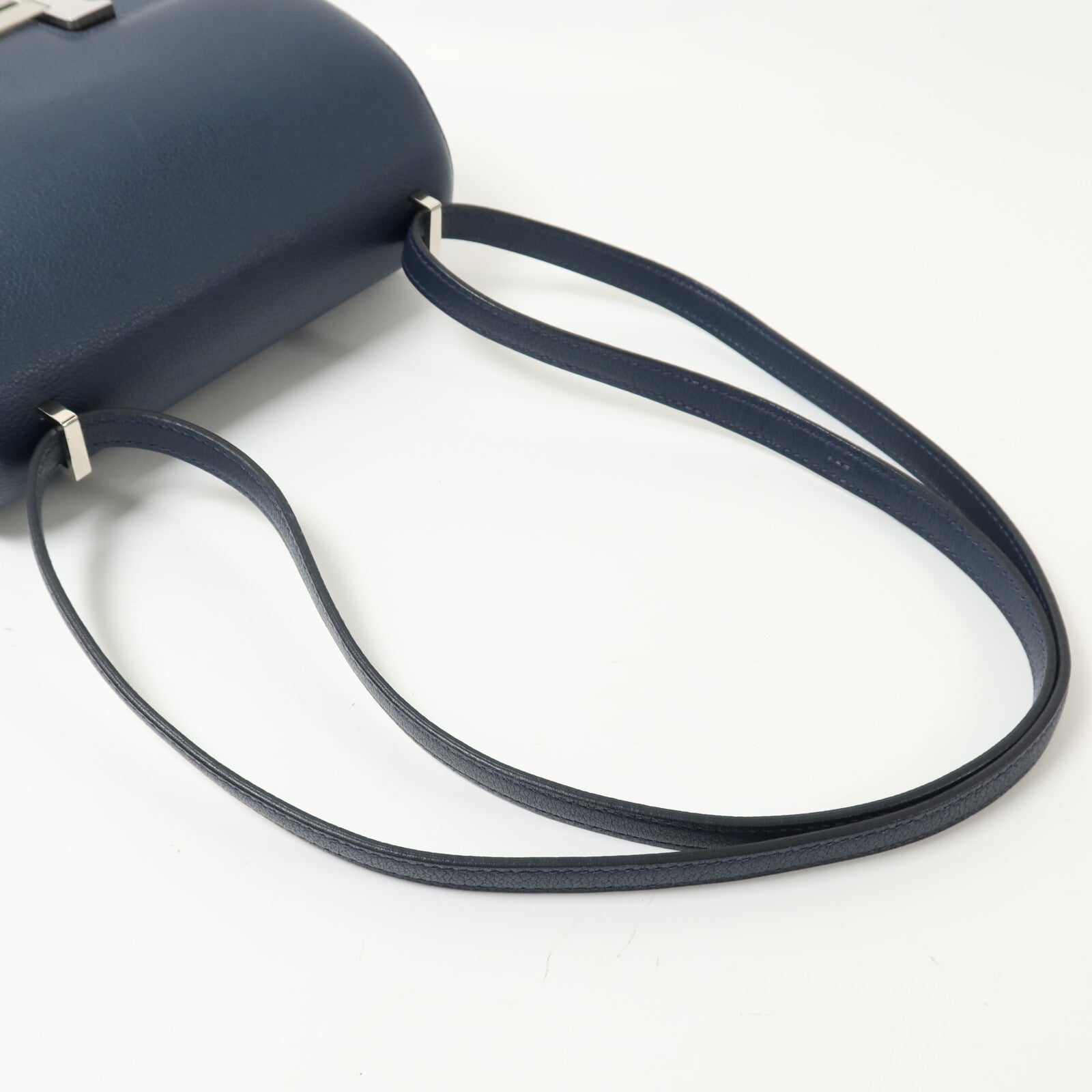 HERMES Evercolor皮革Constance Mini銀扣肩背袋Bleu de Malte