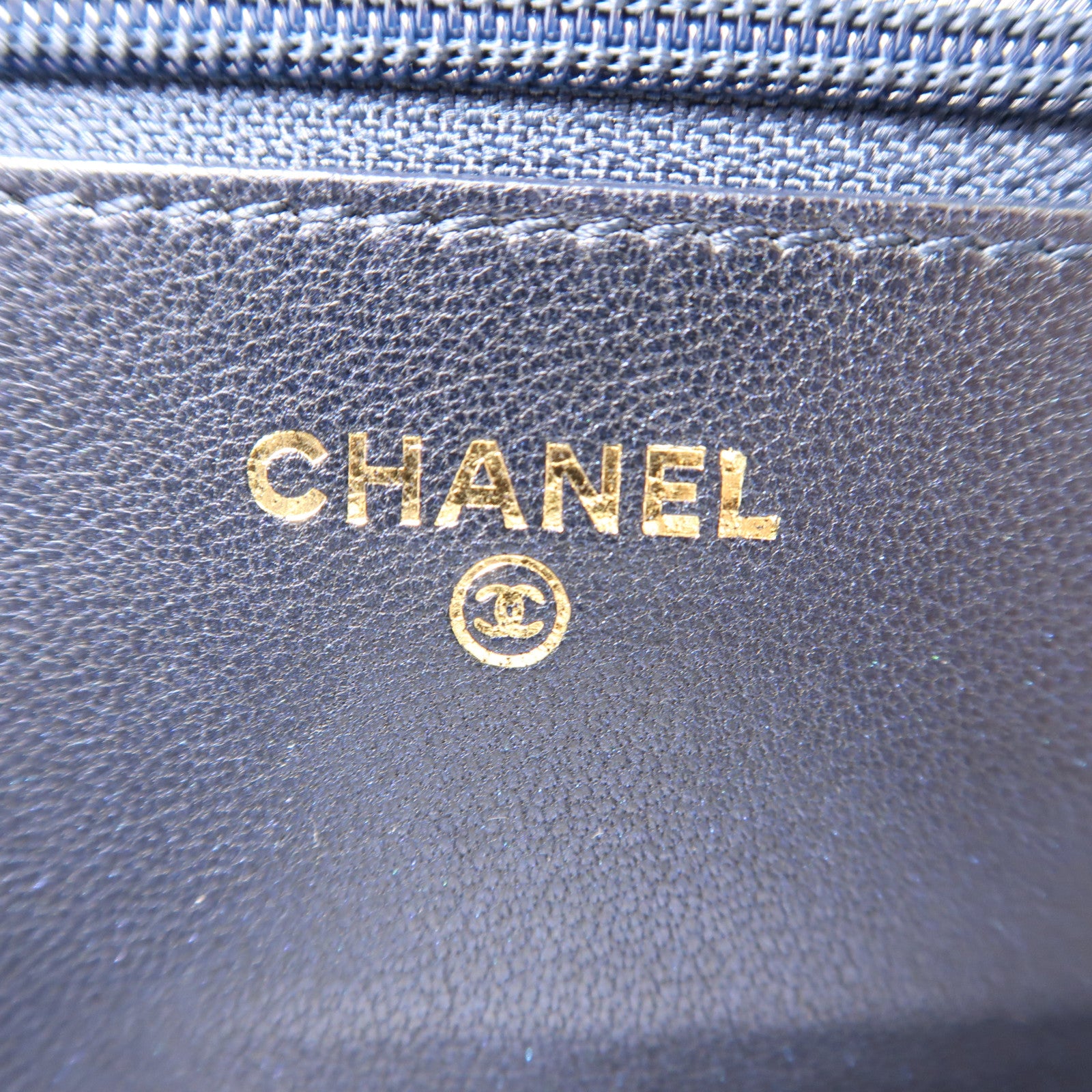 CHANEL 羊皮皮革WOC Wallet On Chain金扣鏈帶肩背袋深藍色/綠色