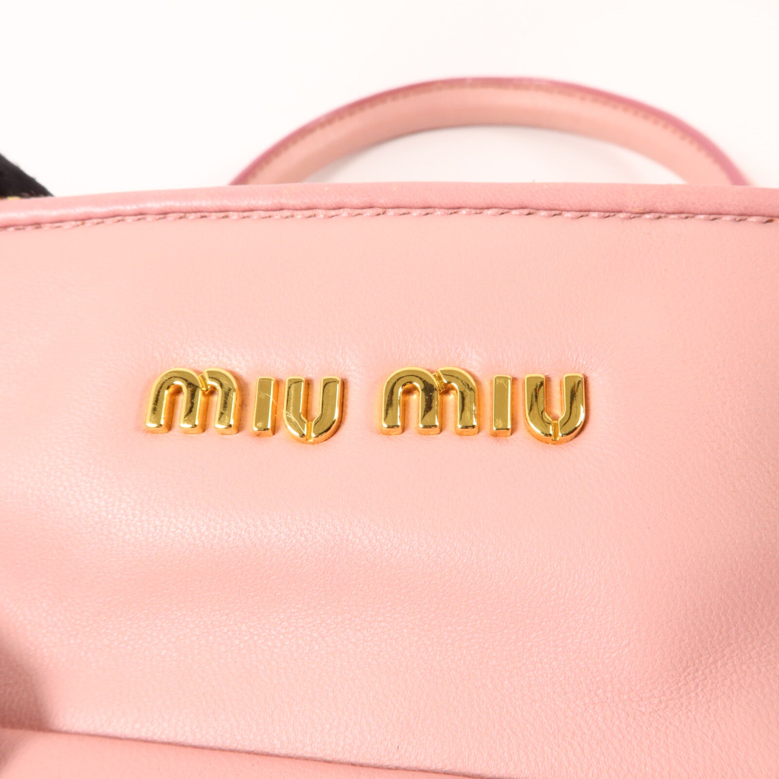 Miu Miu 羊皮皮革Matelasse Napa手挽袋