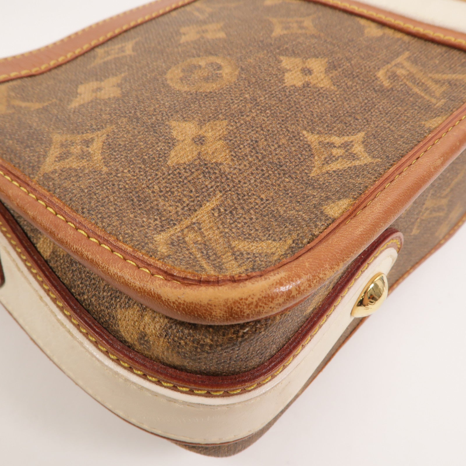 LOUIS VUITTON Monogram Tissue Porte Rayures肩背袋