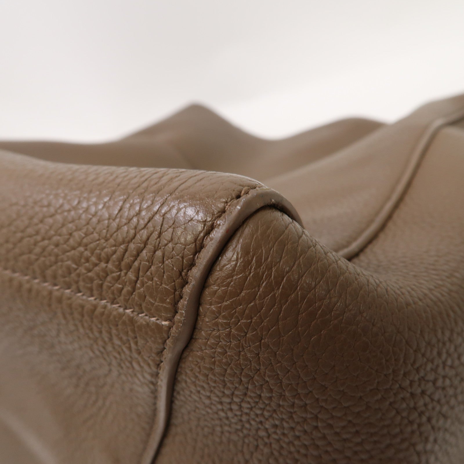 CELINE 牛皮皮革Sangle Bucket金扣肩背袋啡色