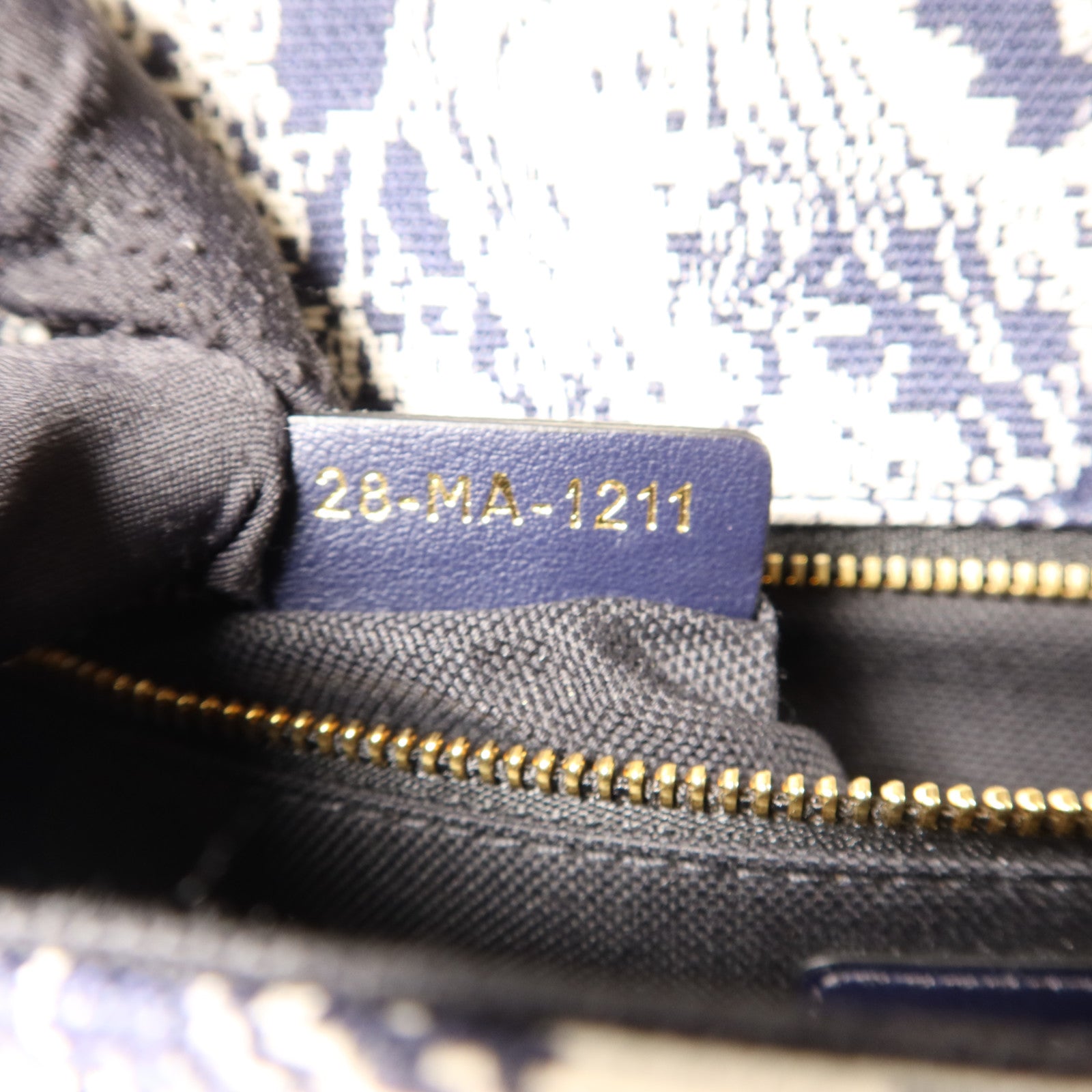 Dior 帆布30 Montaigne Shoulder Bag肩背袋