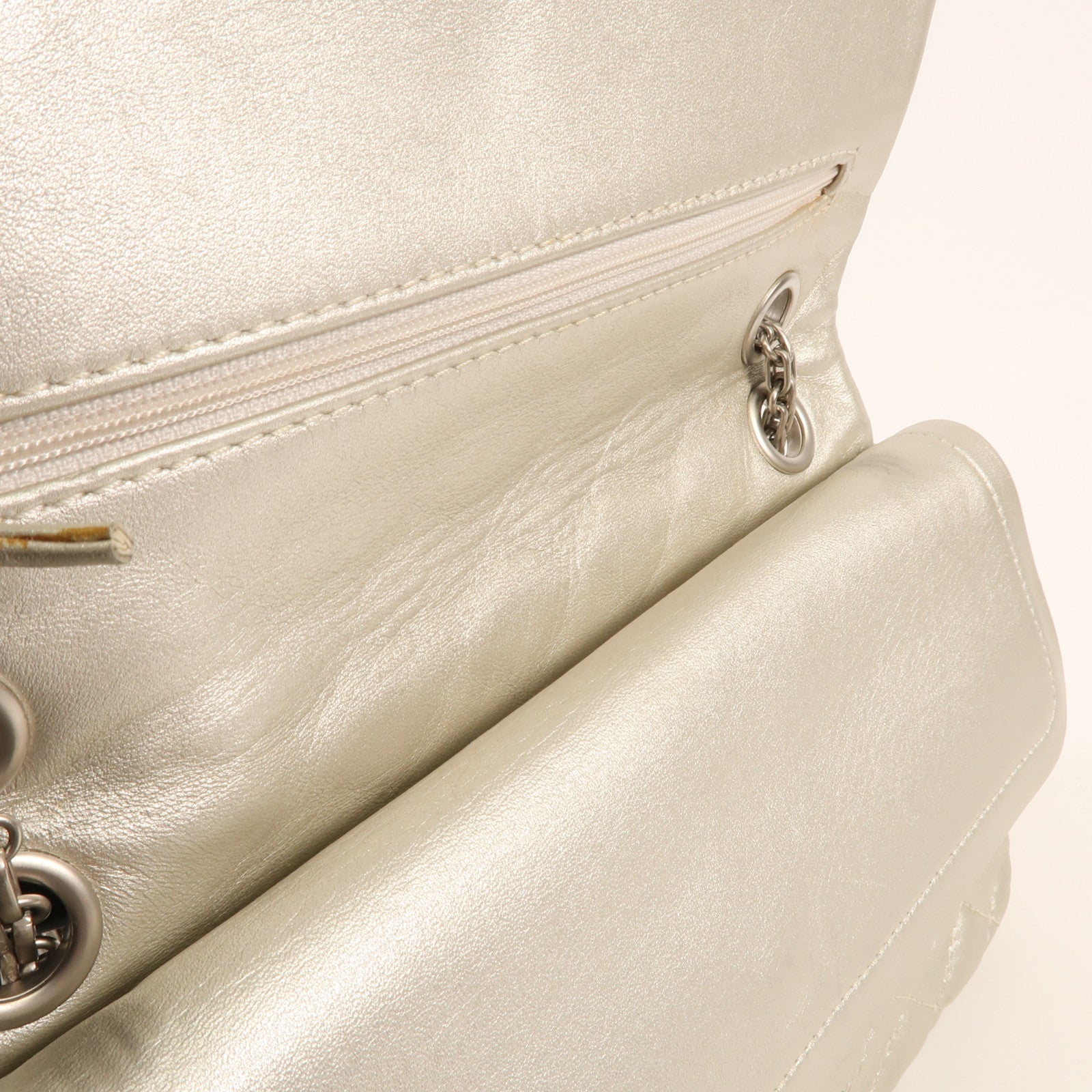 CHANEL 牛皮皮革2.55銀扣鏈帶肩背袋