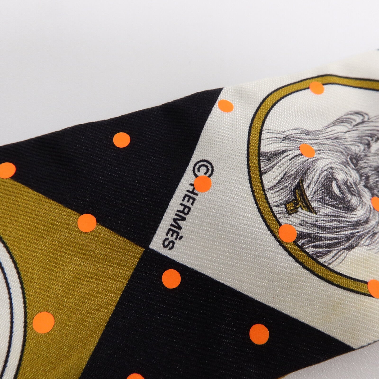 HERMES 絲質Twilly絲巾
