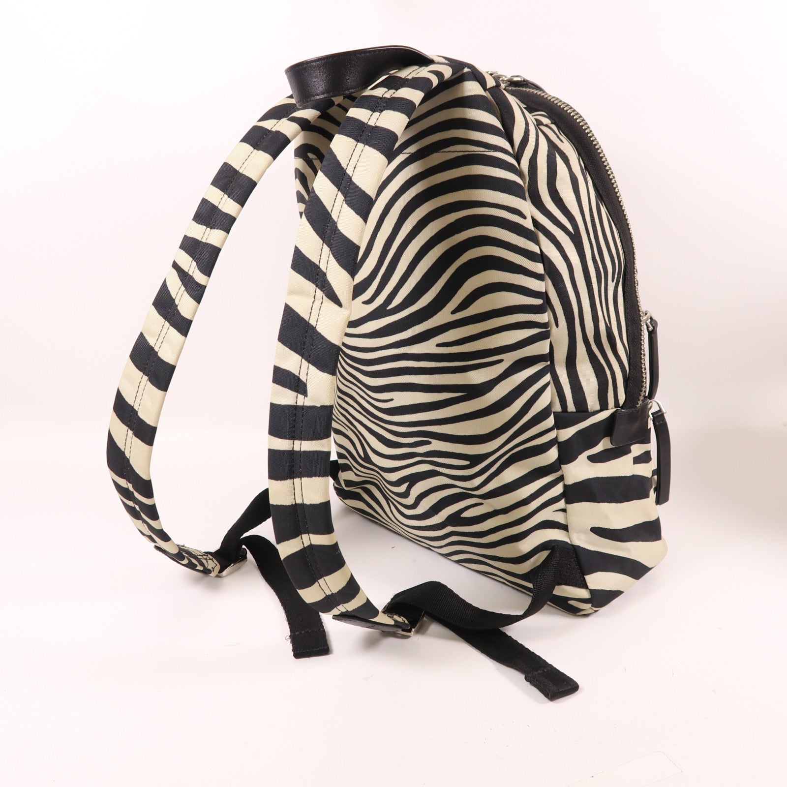MARC JACOBS 尼龍Backpack銀扣背包