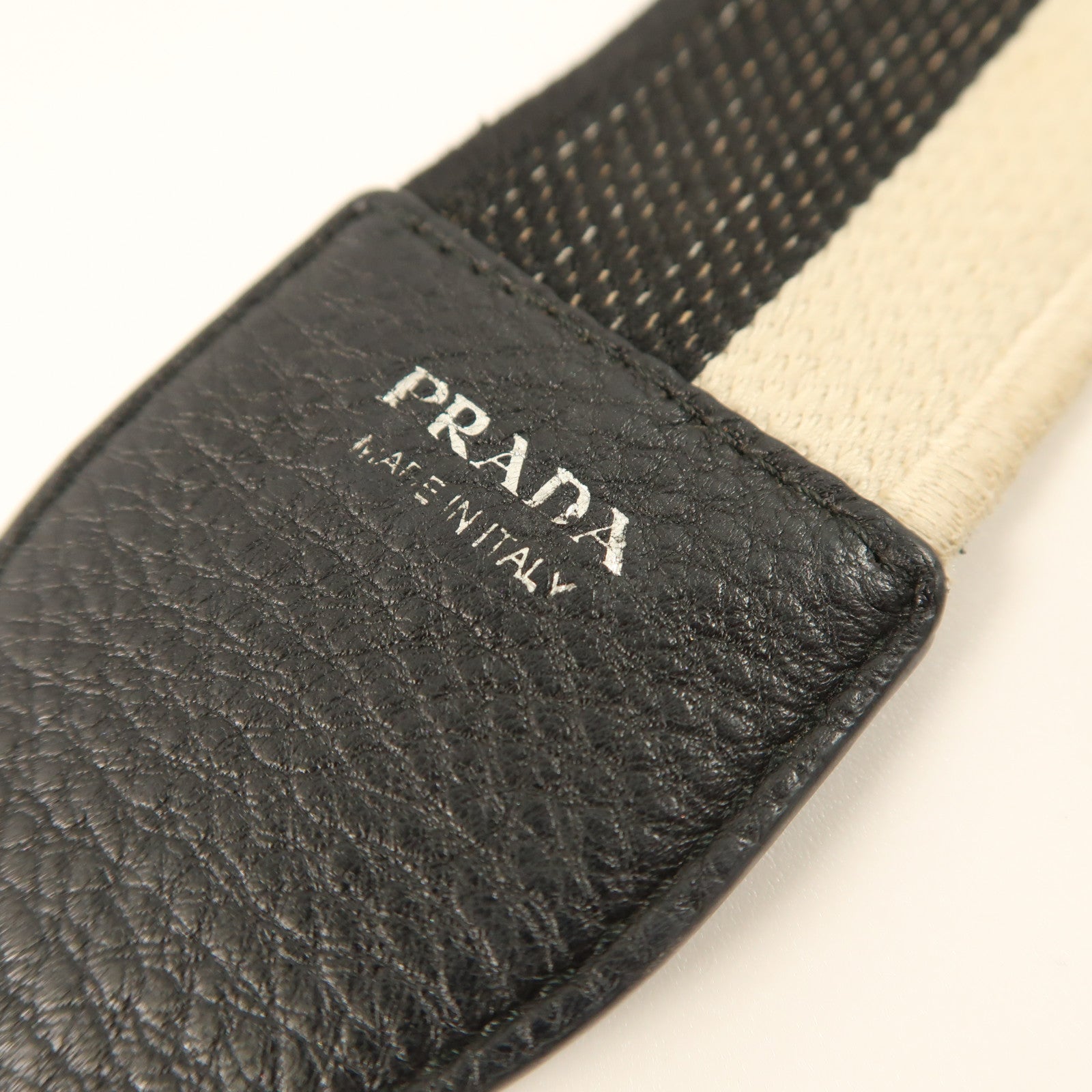 PRADA 牛皮皮革Shoulder Bag銀扣肩背袋