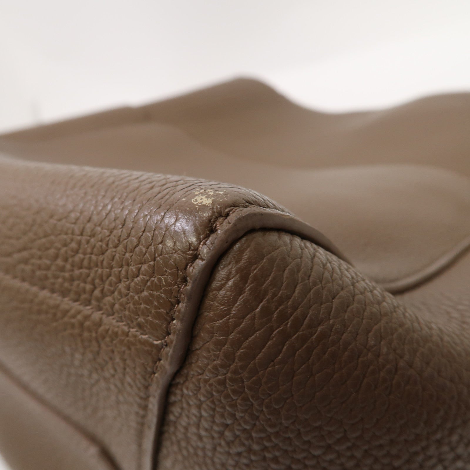 CELINE 牛皮皮革Sangle Bucket金扣肩背袋啡色