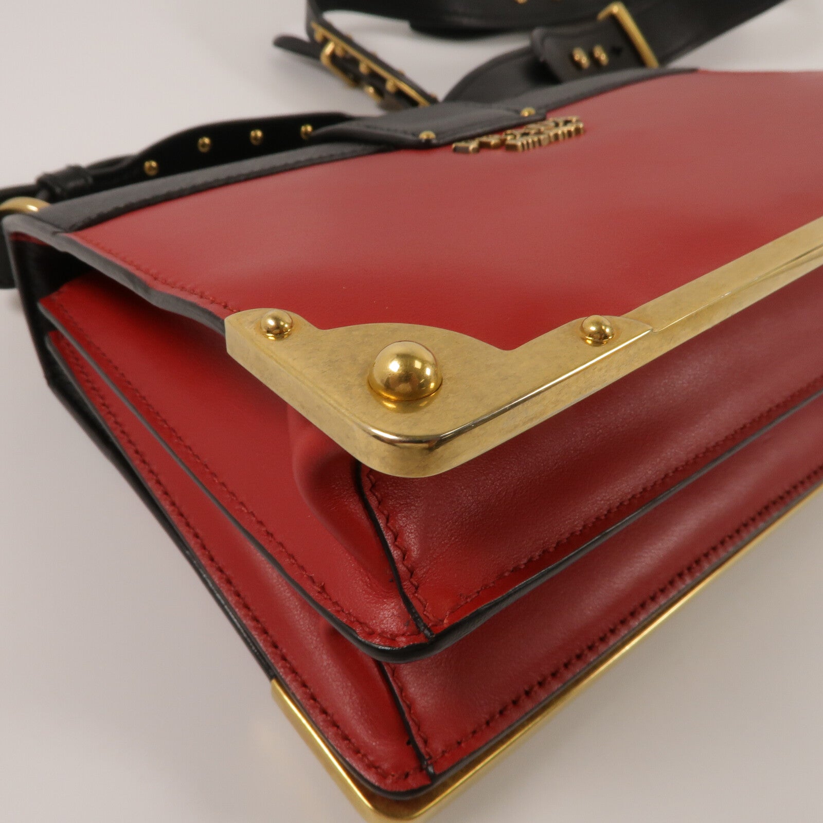 PRADA 牛皮皮革Shoulder Bag肩背袋