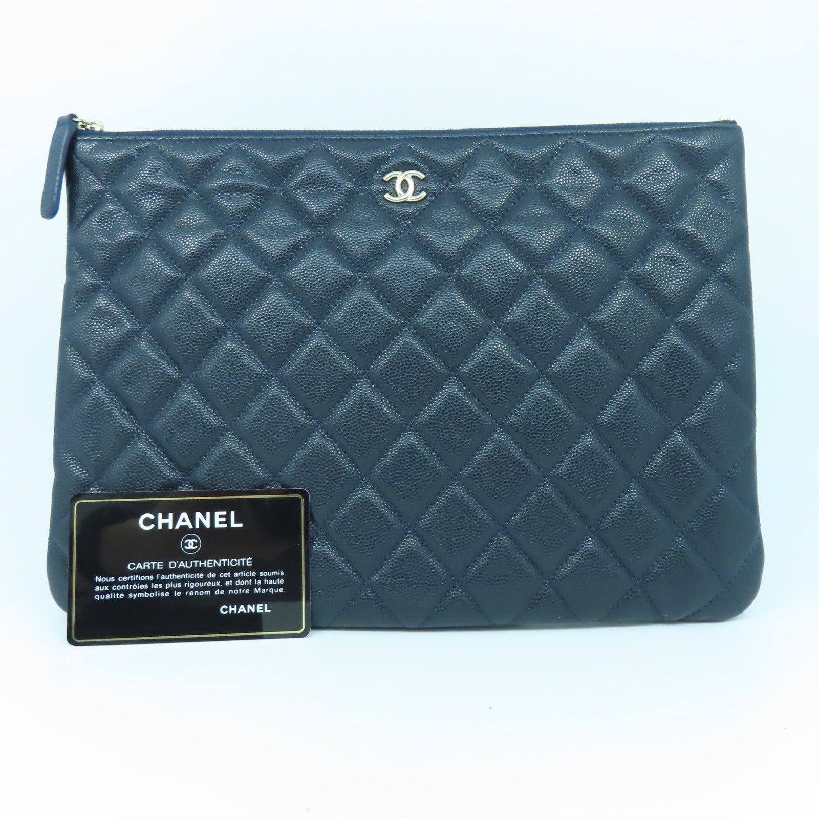 CHANEL 【激減優惠】菱格牛皮皮革Clutch金扣手拿包海軍藍色