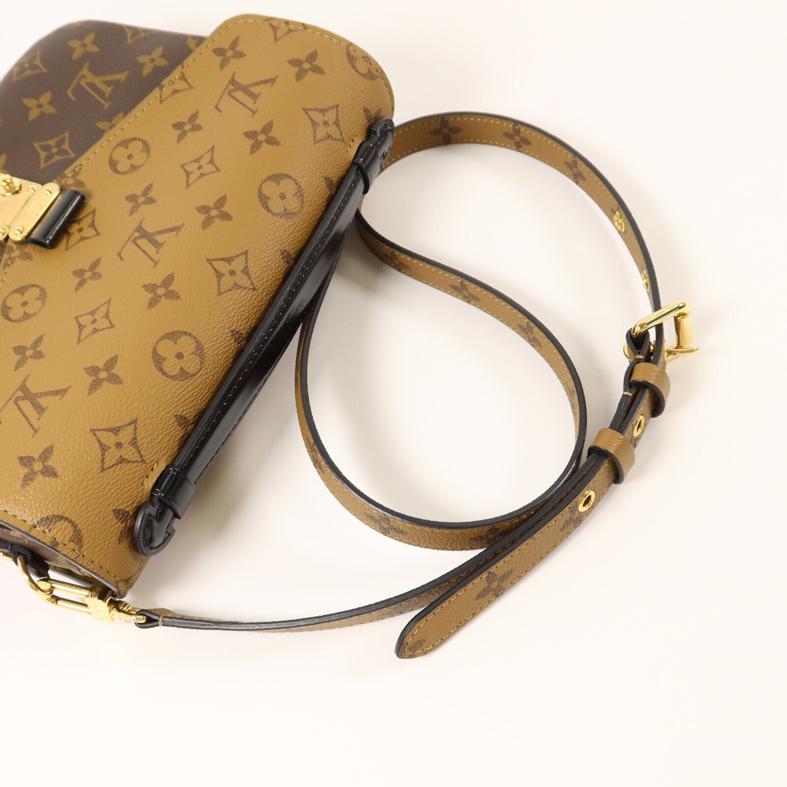 LOUIS VUITTON Monogram Reverse Pochette Metis金扣手挽肩背兩用袋
