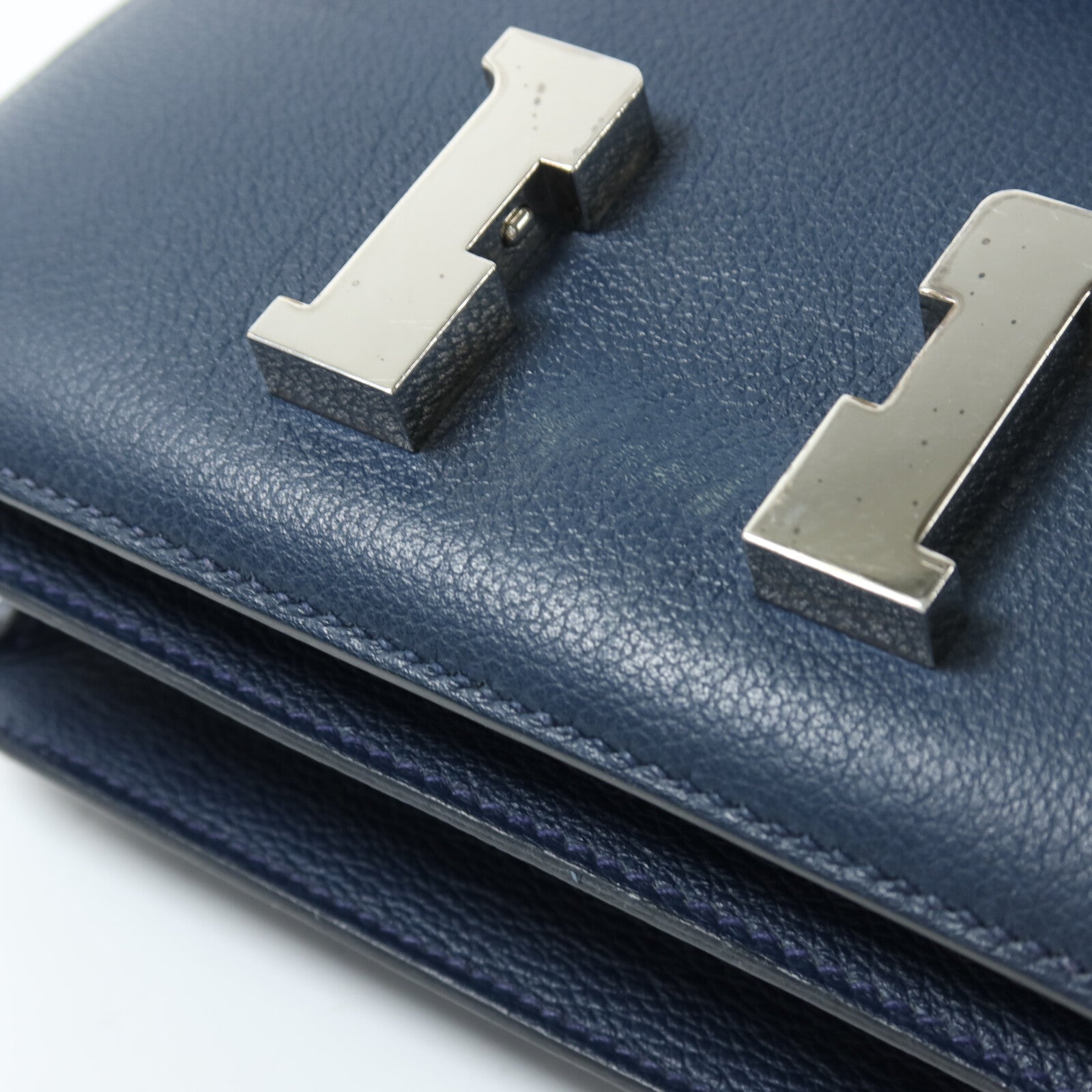 HERMES Evercolor皮革Constance Mini銀扣肩背袋Bleu de Malte