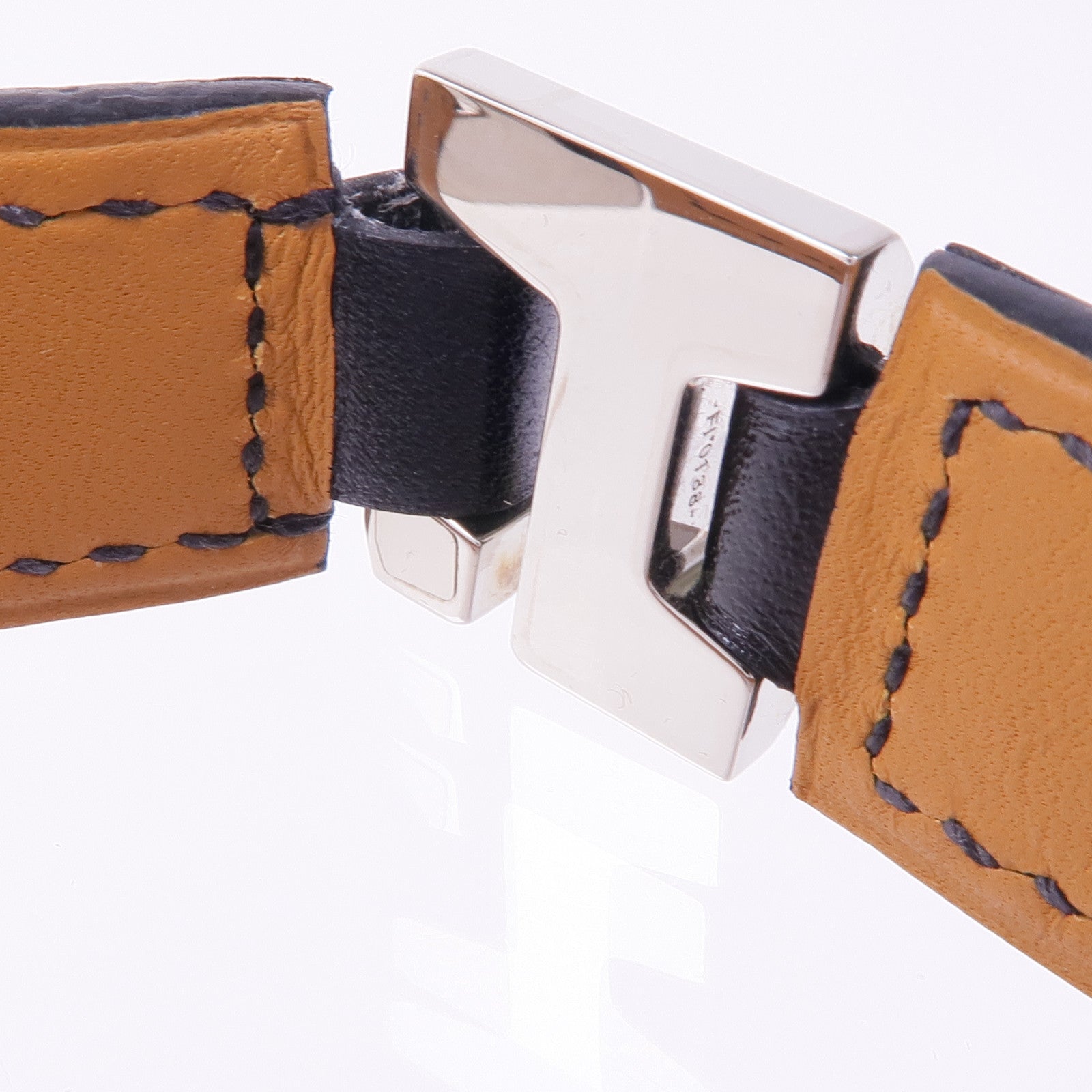 HERMES 皮革Bracelet銀扣手帶Noir