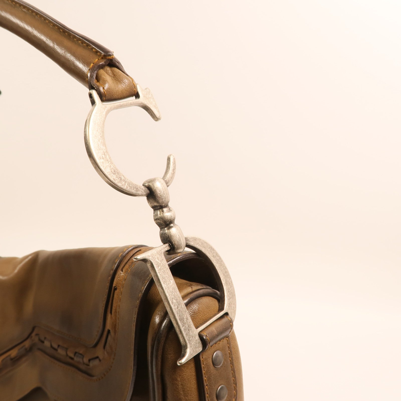 Dior 牛皮皮革Vintage Saddle Bag銀扣手挽袋