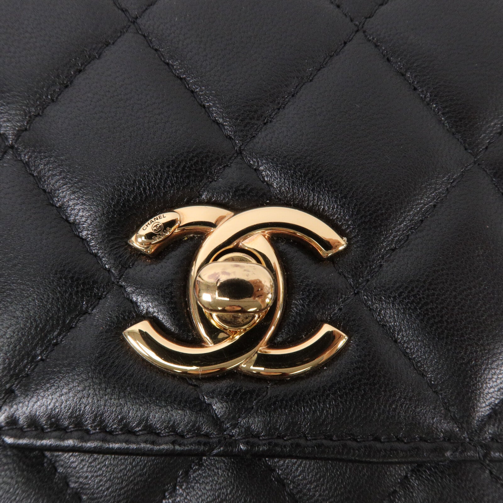 CHANEL 羊皮皮革Trendy CC Mini鏈帶肩背袋
