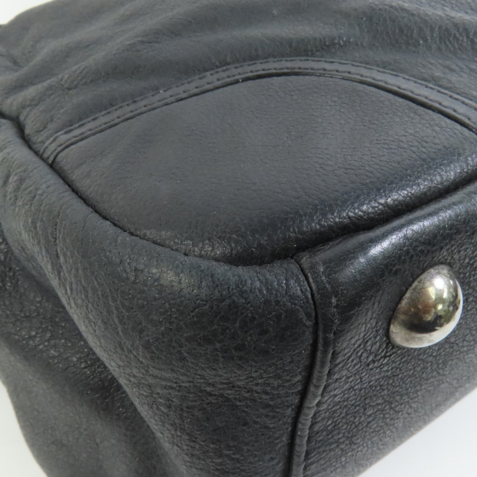 CHANEL 牛皮皮革Shoulder Bag銀扣肩背袋