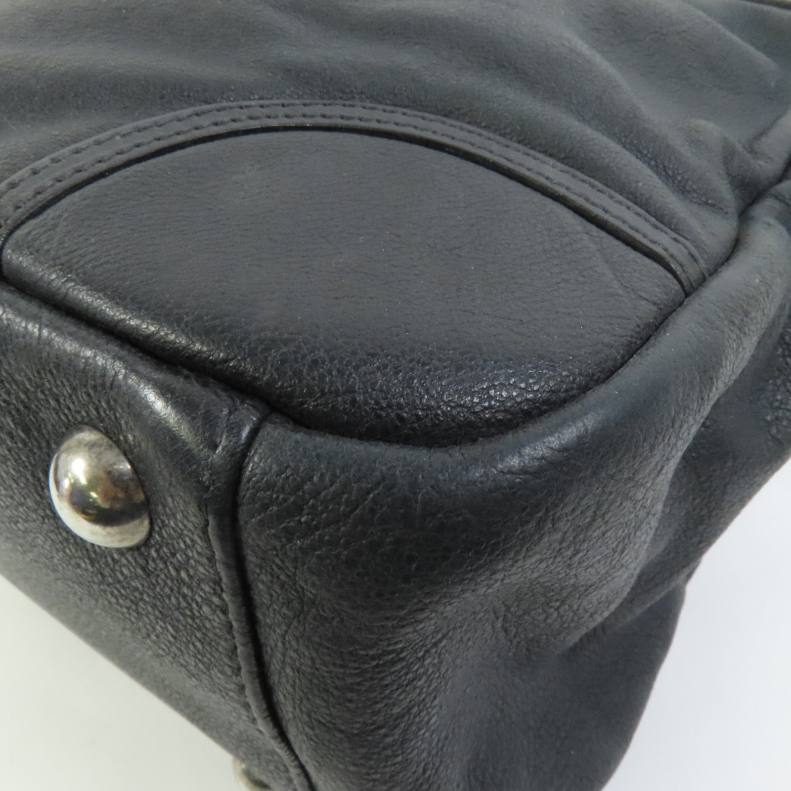 CHANEL 牛皮皮革Shoulder Bag銀扣肩背袋