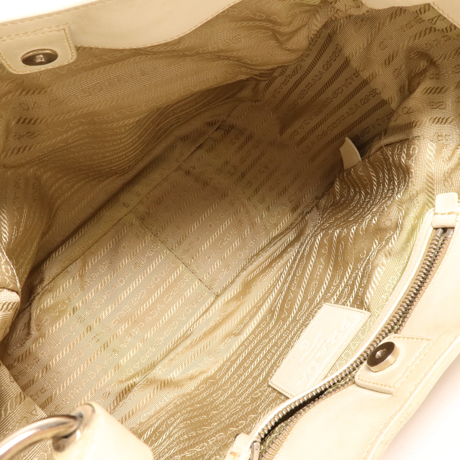 PRADA 帆布Shoulder Bag銀扣肩背袋