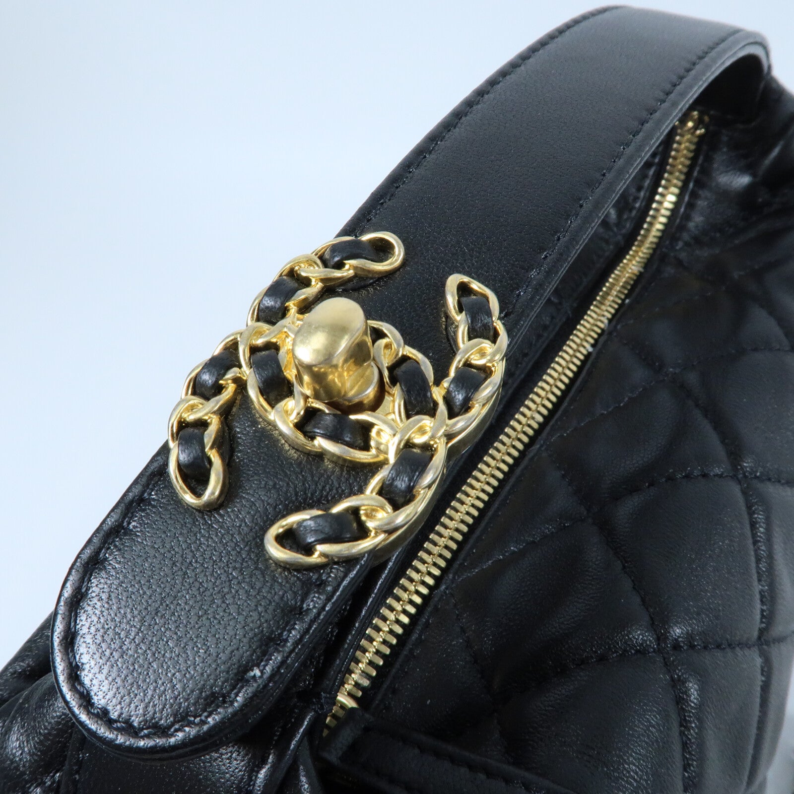 CHANEL 羊皮皮革Small Hobo金扣鏈帶手挽肩背兩用袋
