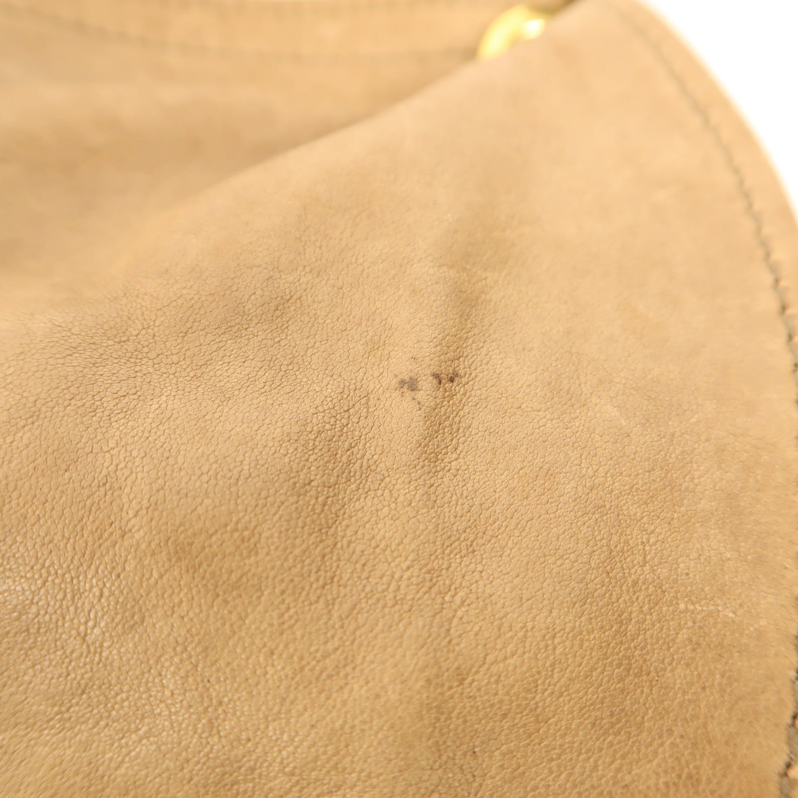 Miu Miu 牛皮皮革Shoulder Bag金扣手挽袋