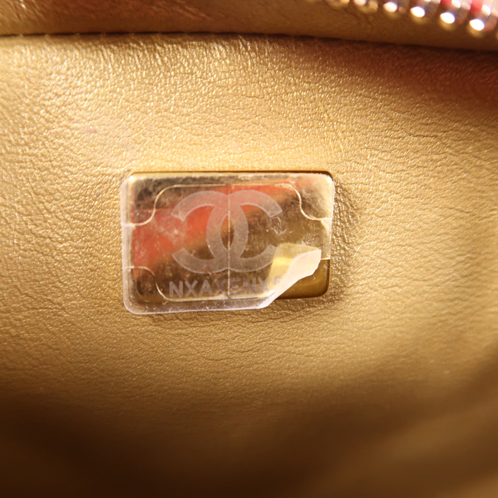 CHANEL 羊皮皮革Chain Shoulder金扣鏈帶肩背袋