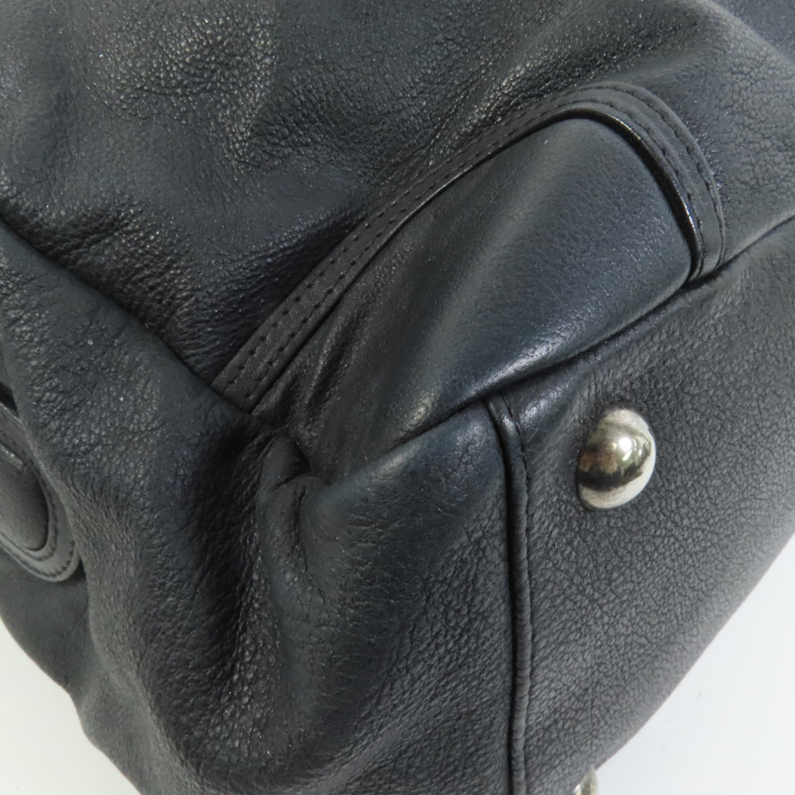 CHANEL 牛皮皮革Shoulder Bag銀扣肩背袋