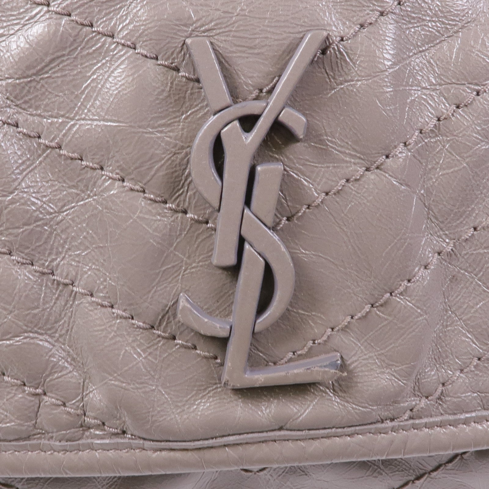 SAINT LAURENT 牛皮皮革Niki Medium鏈帶肩背袋