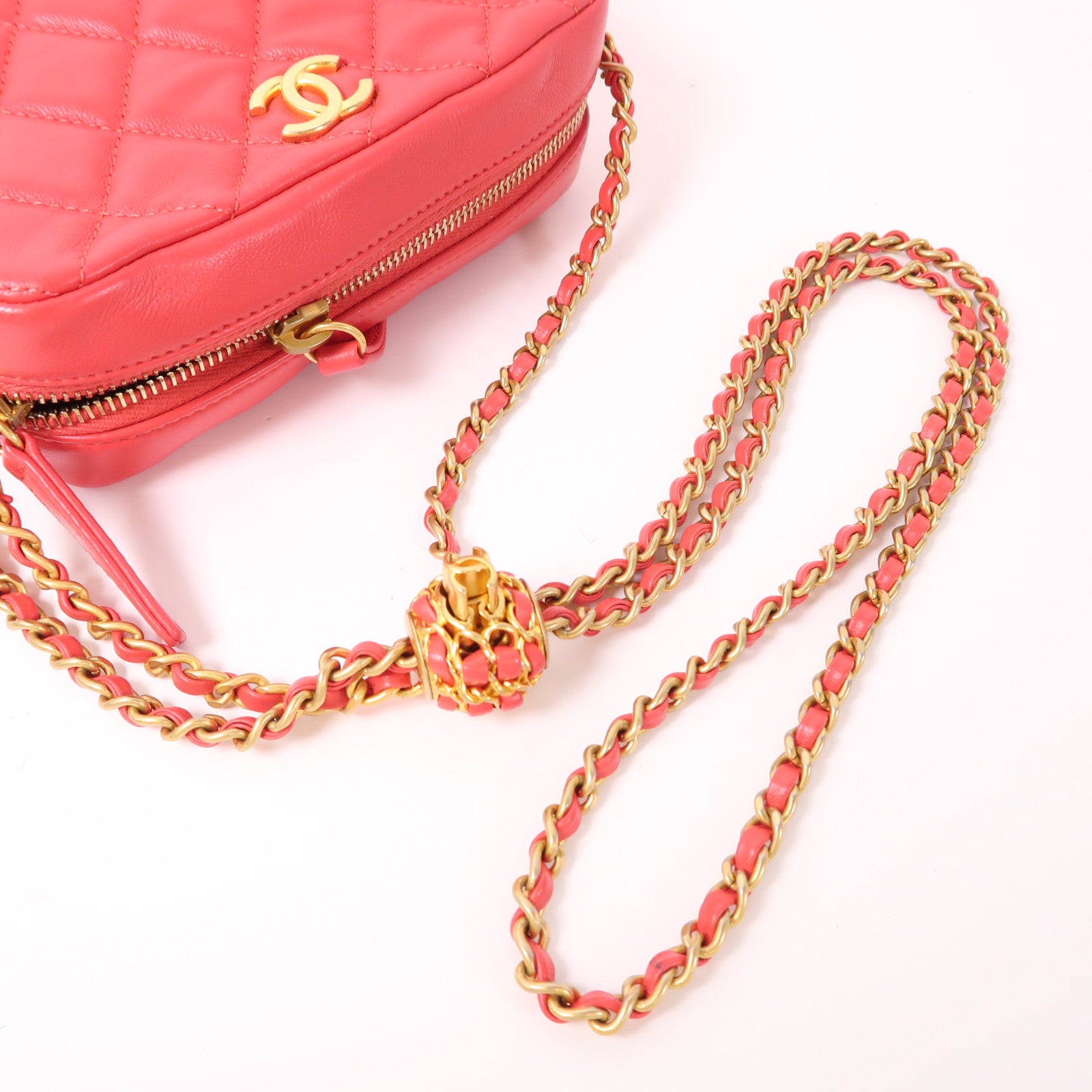 CHANEL 羊皮皮革Chain Shoulder金扣鏈帶肩背袋