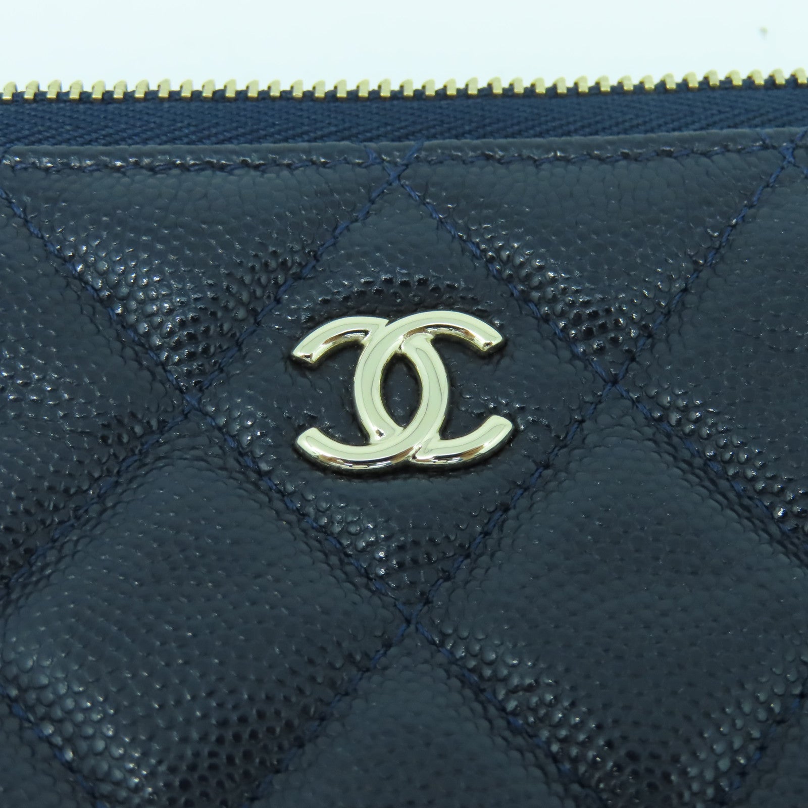 CHANEL 【激減優惠】菱格牛皮皮革Clutch金扣手拿包海軍藍色