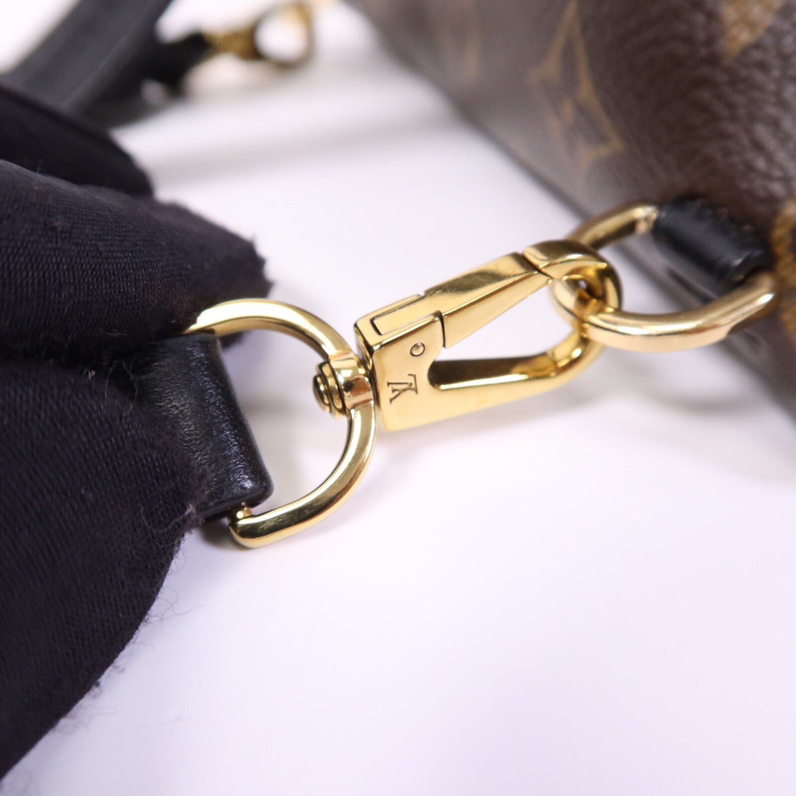 LOUIS VUITTON Monogram Montsouris BB金扣背包